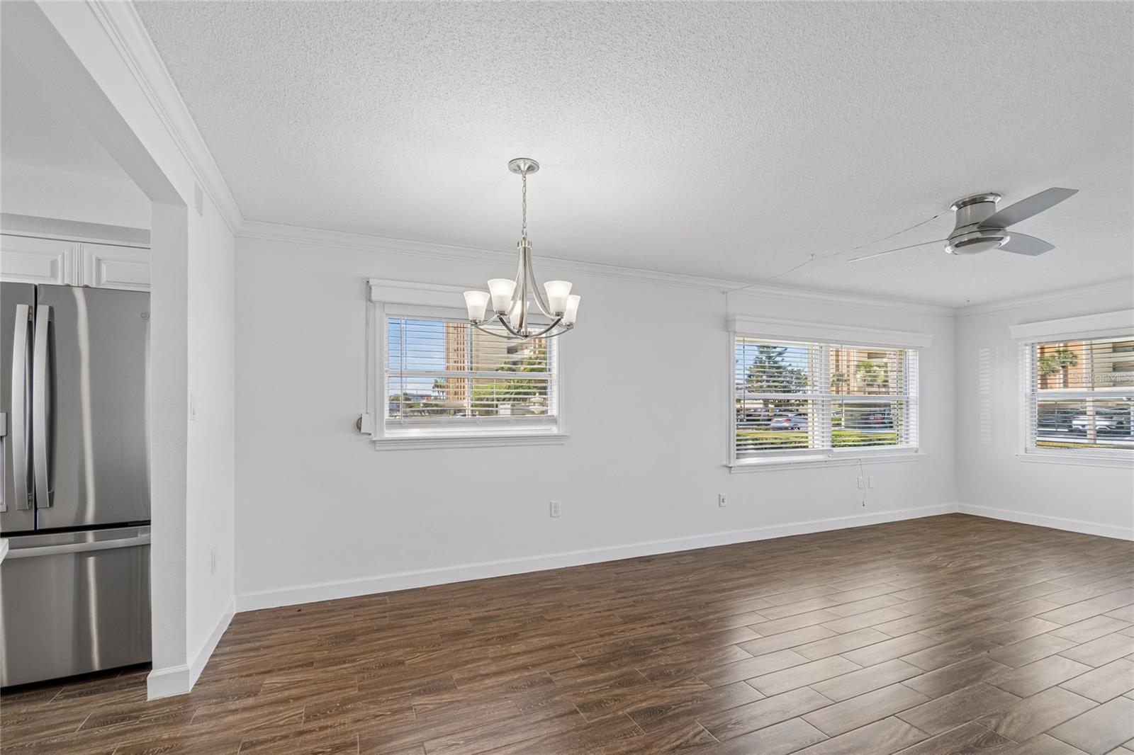 4575 COVE CIR #101 — photo 14