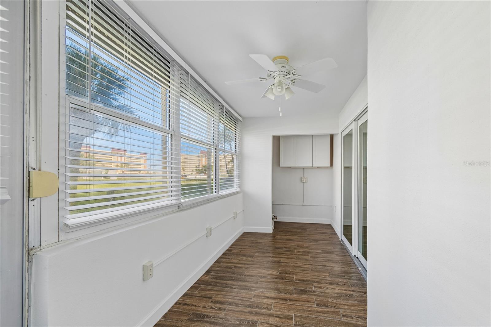 4575 COVE CIR #101 — photo 21