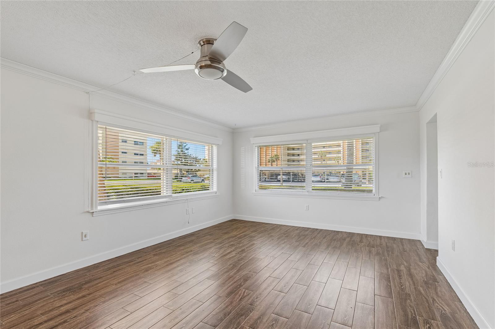 4575 COVE CIR #101 — photo 15