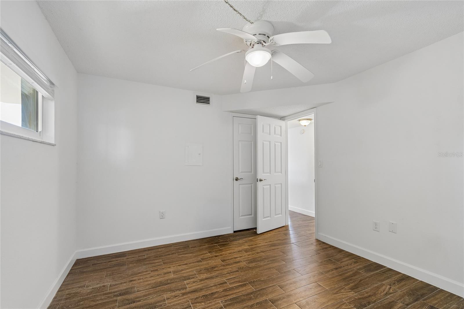4575 COVE CIR #101 — photo 27