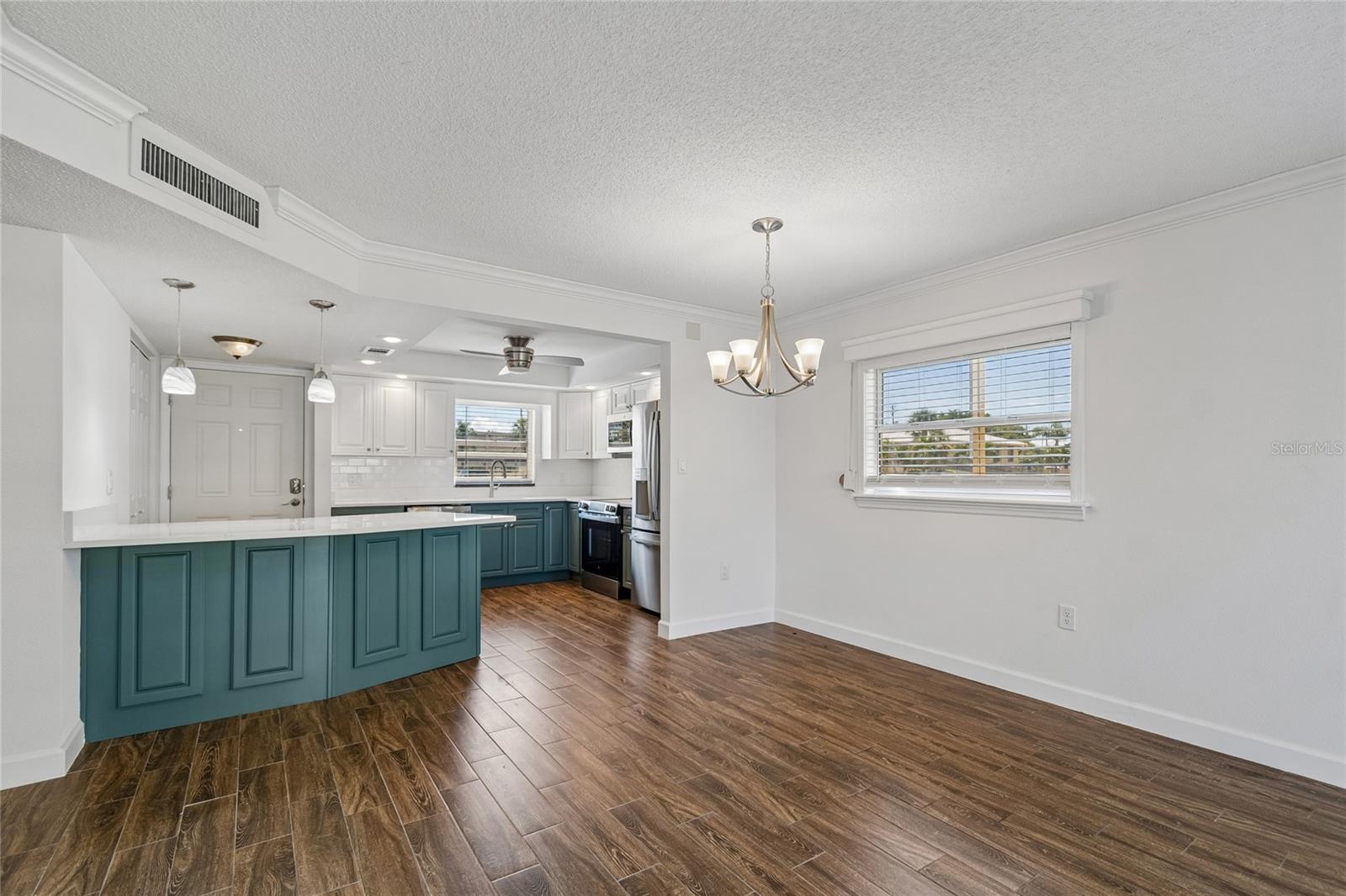 4575 COVE CIR #101 — photo 13