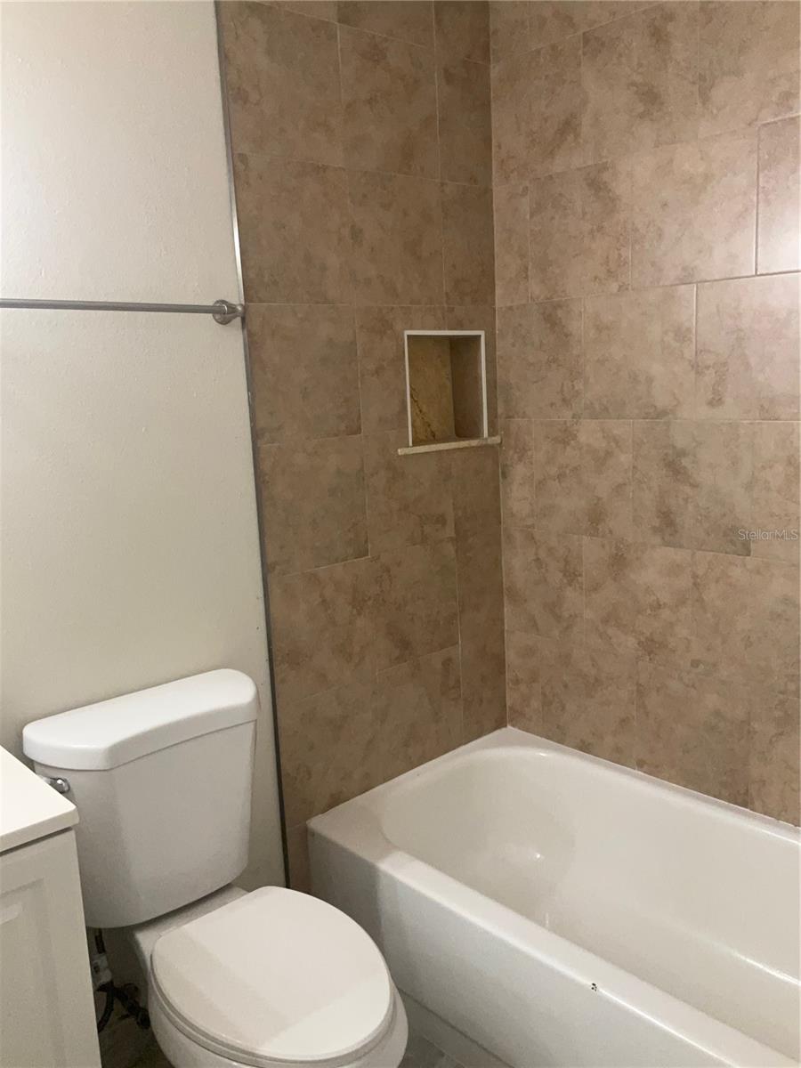 3830 VALLEY TREE DR — photo 7