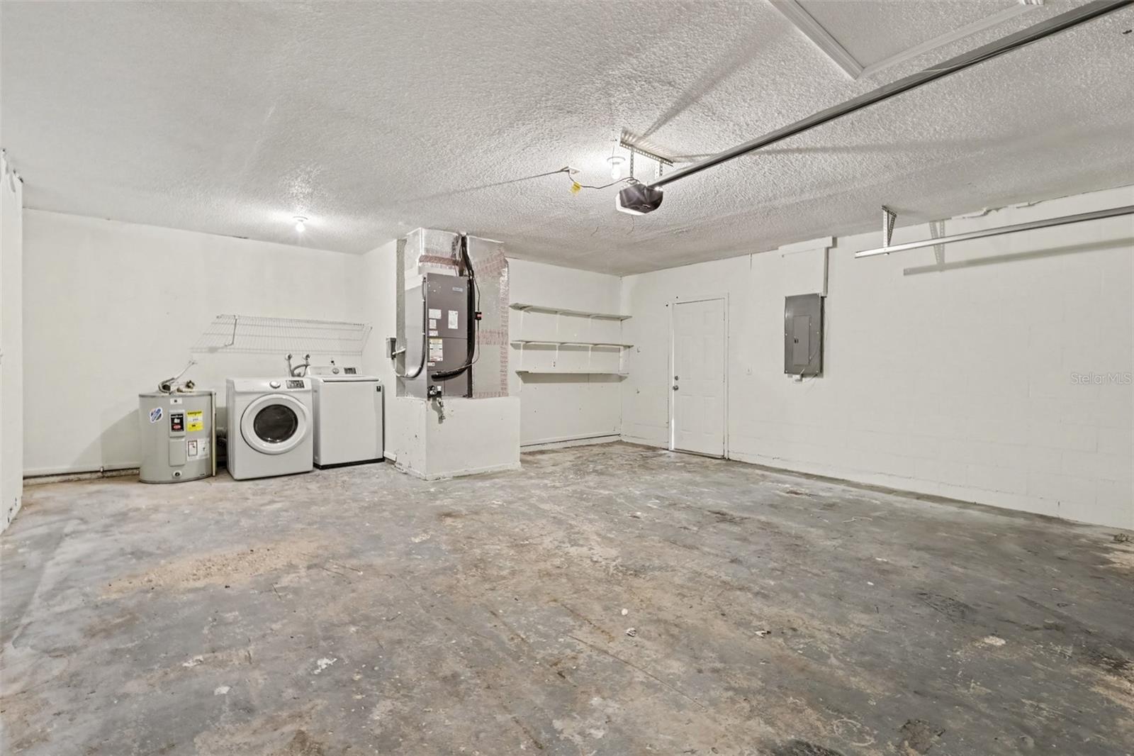 1916 HUDSON CT — photo 17