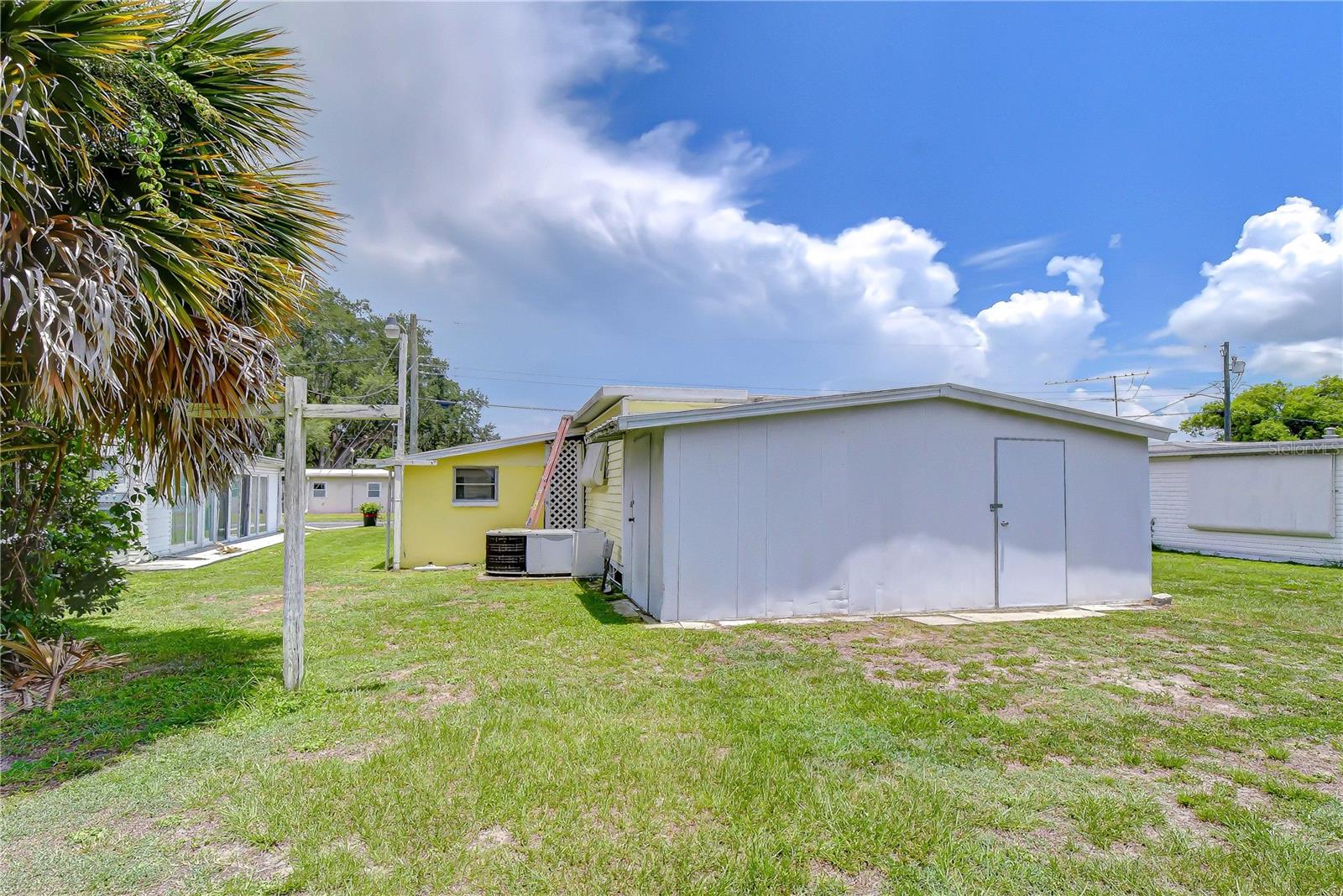 37344 HAMMOND DR — photo 29