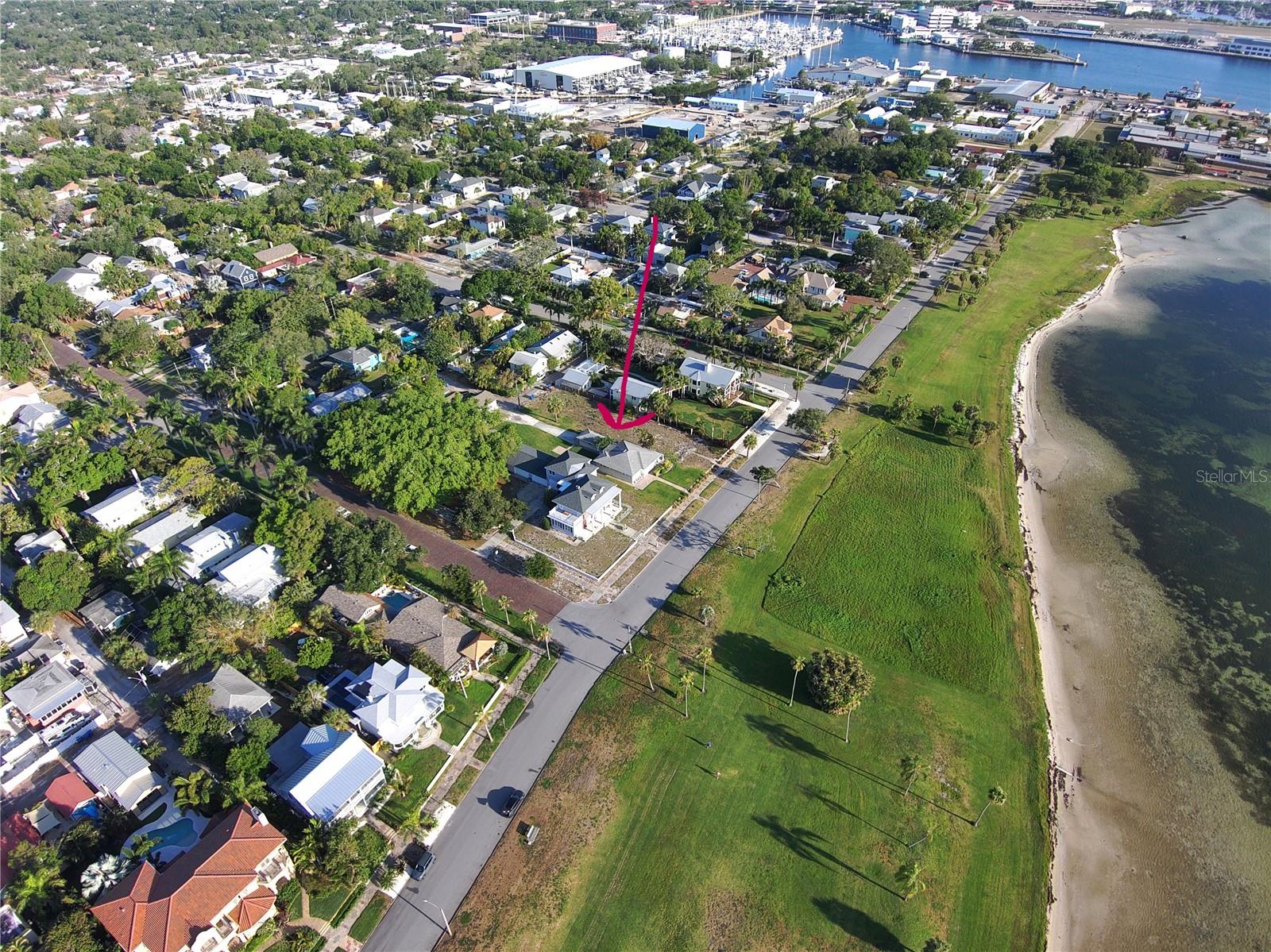 1817 BEACH DR SE — photo 7