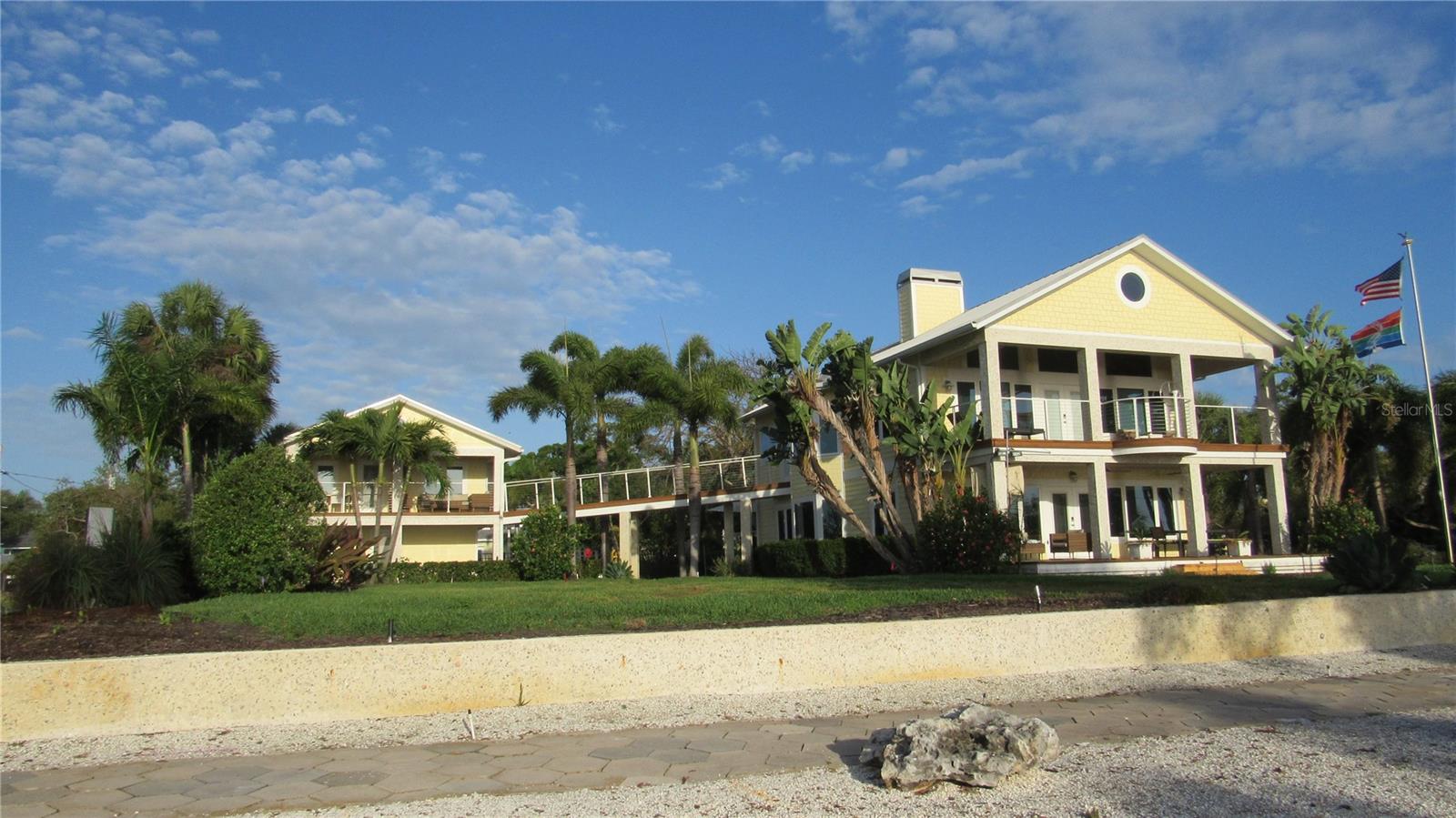 1817 BEACH DR SE — photo 16