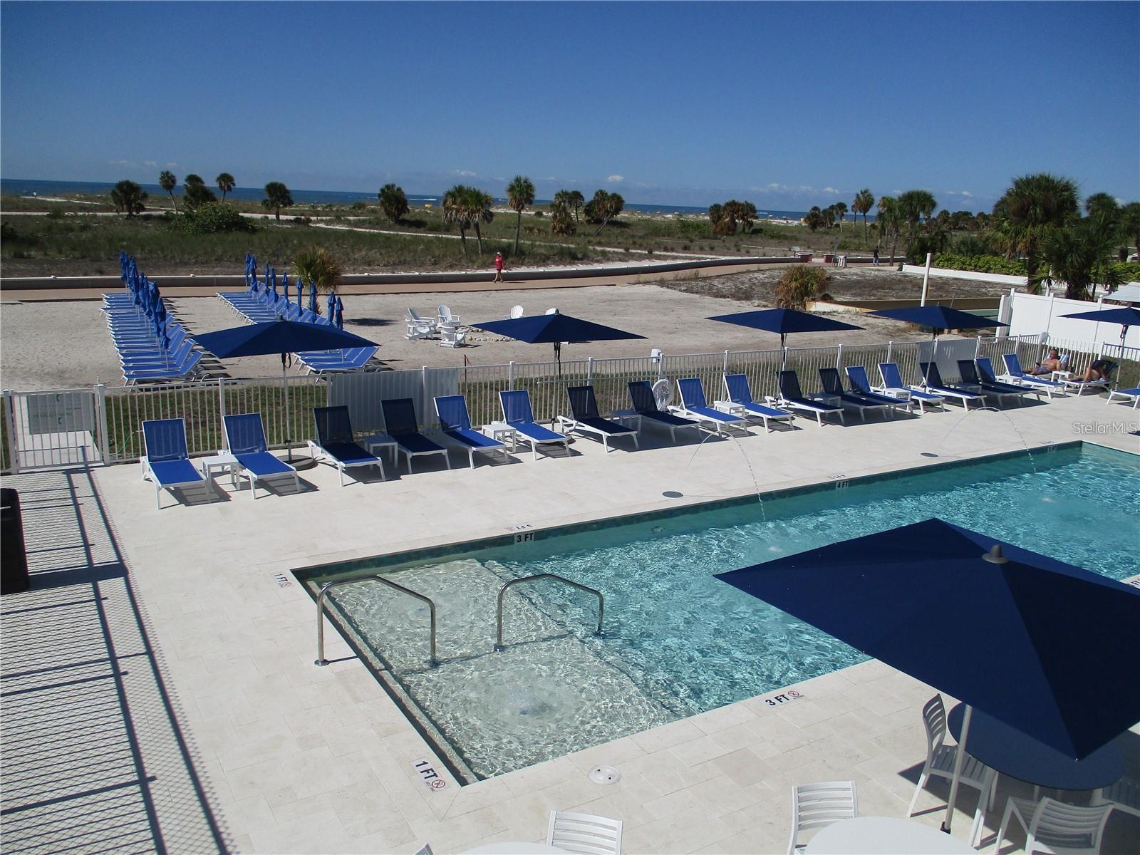 11500 GULF BLVD #304 — photo 33