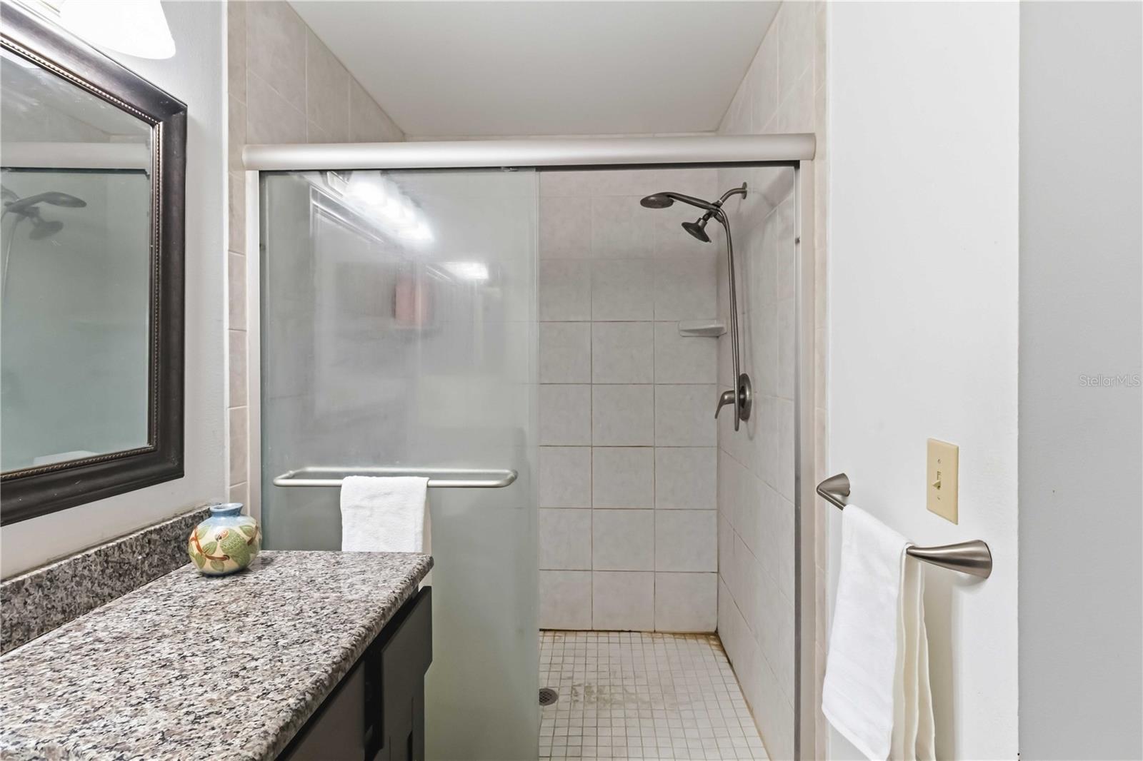 13437 BEECHBERRY DR — photo 15