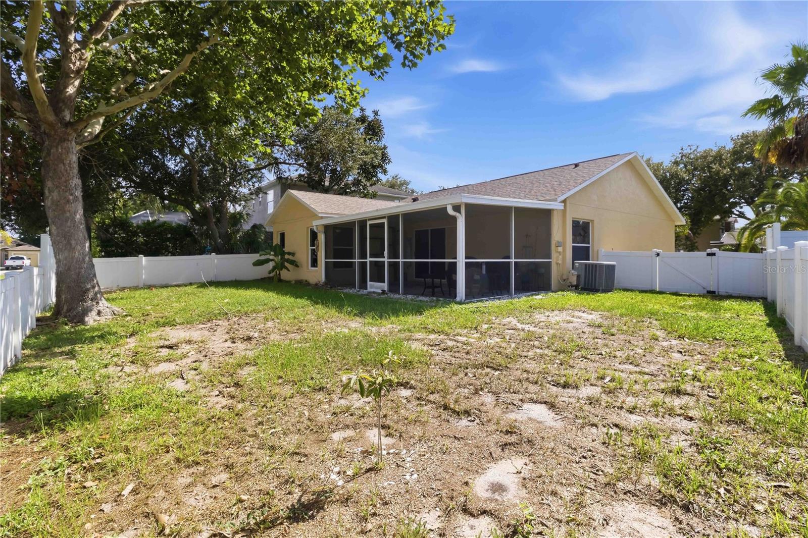 13437 BEECHBERRY DR — photo 30