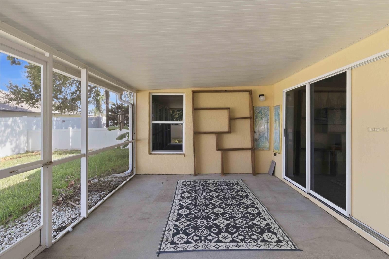 13437 BEECHBERRY DR — photo 26