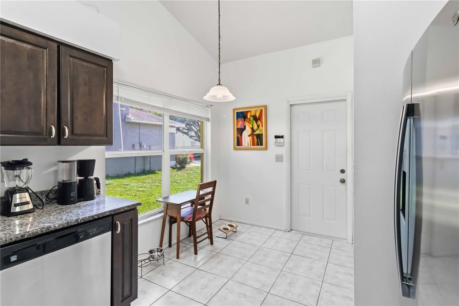 13437 BEECHBERRY DR — photo 9