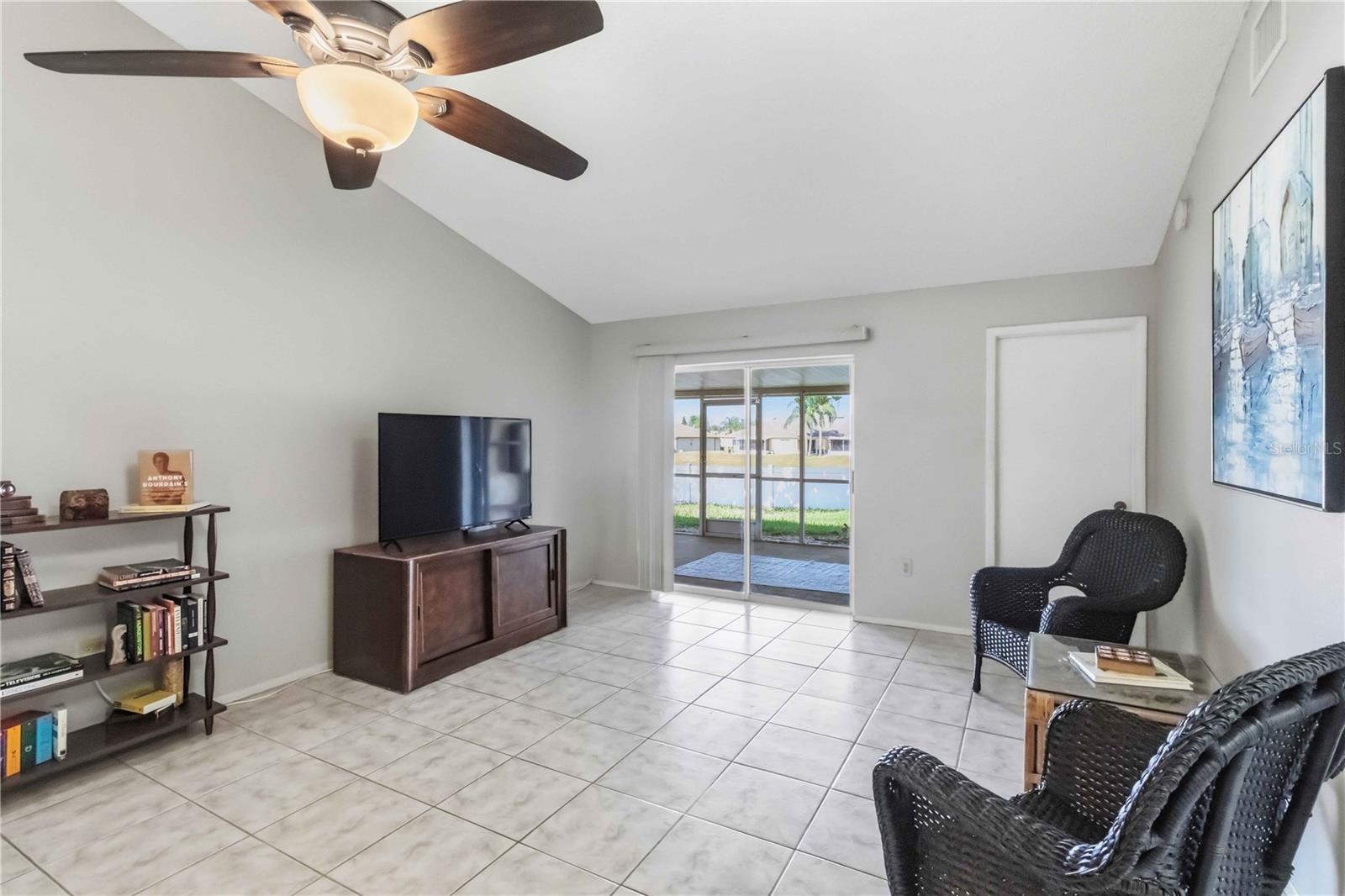 13437 BEECHBERRY DR — photo 3