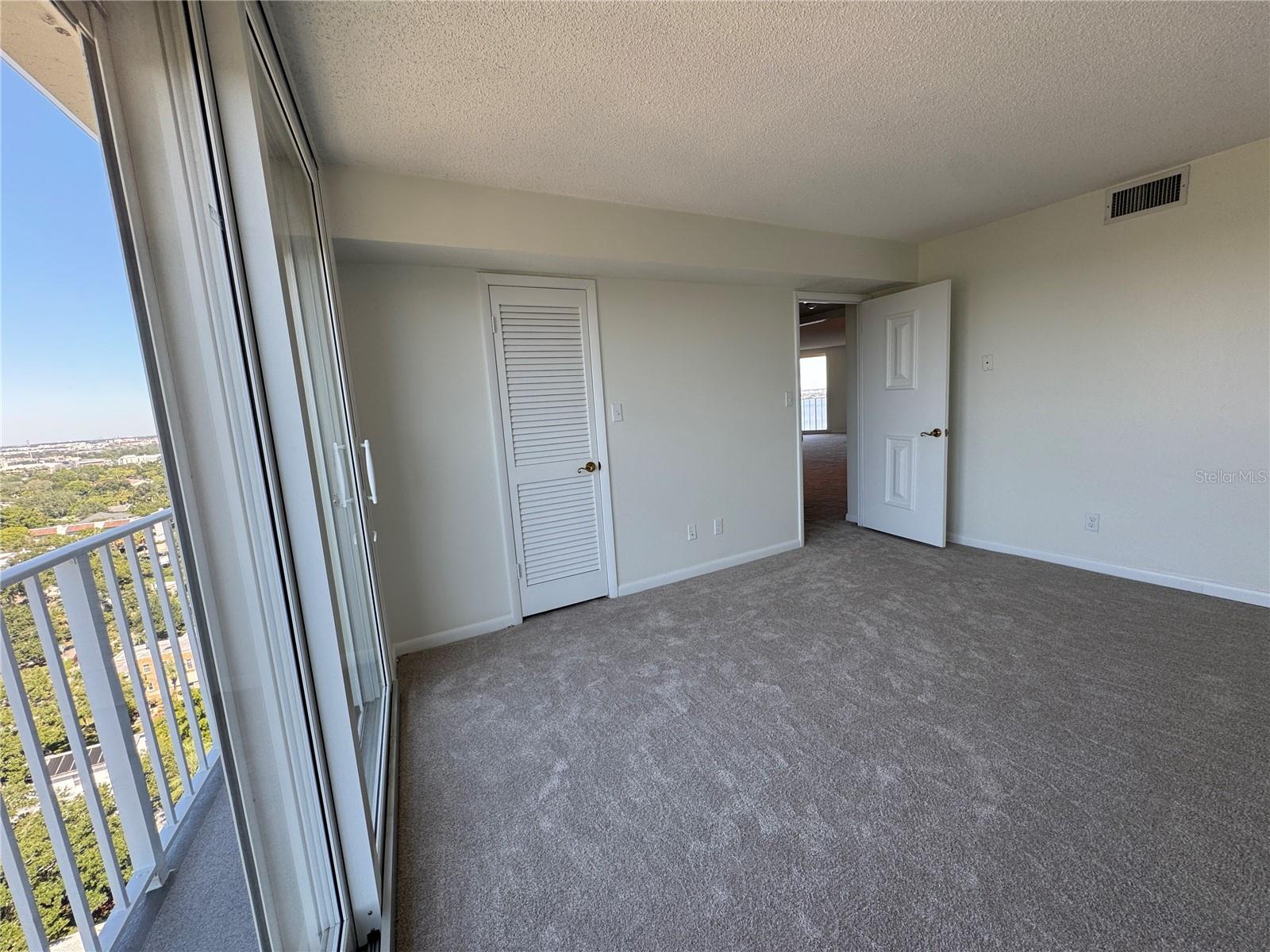 2611 BAYSHORE BLVD #1805 — photo 36