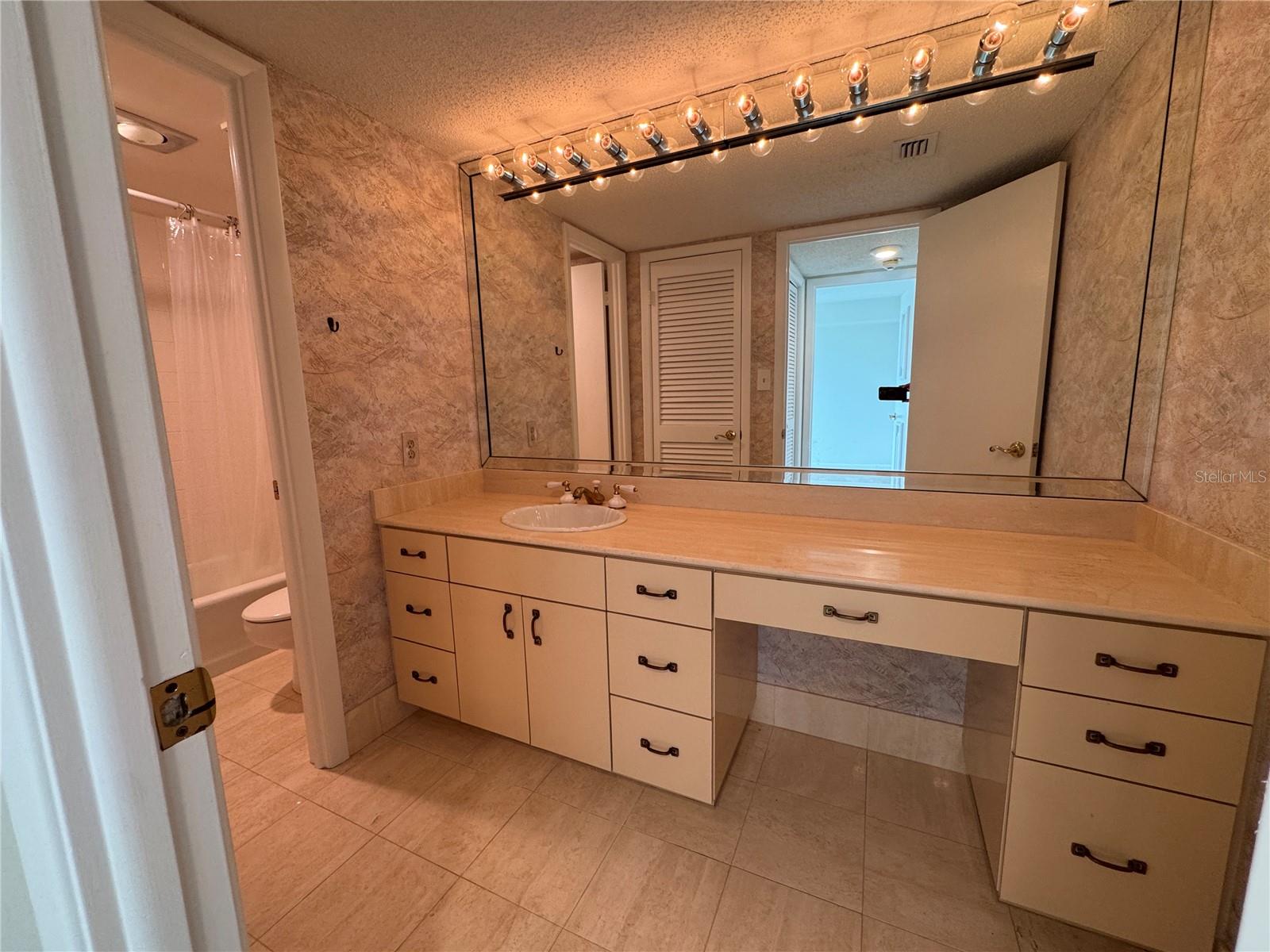 2611 BAYSHORE BLVD #1805 — photo 39