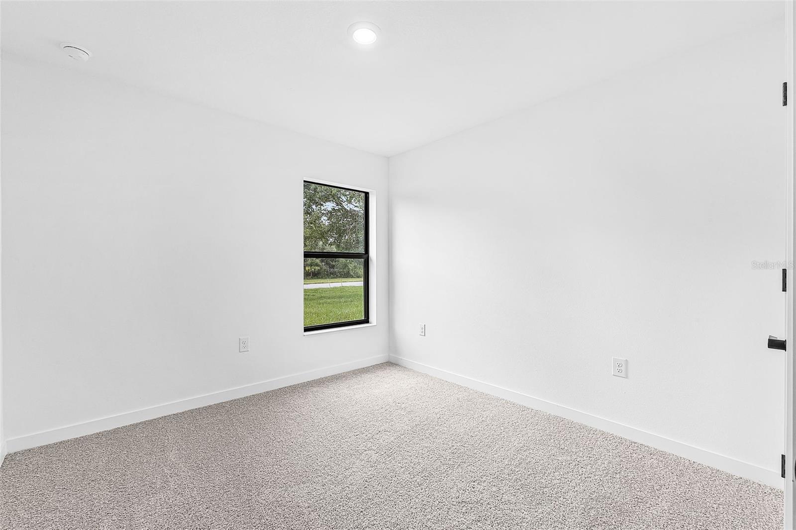 2874 TALLEYRAND AVE — photo 13