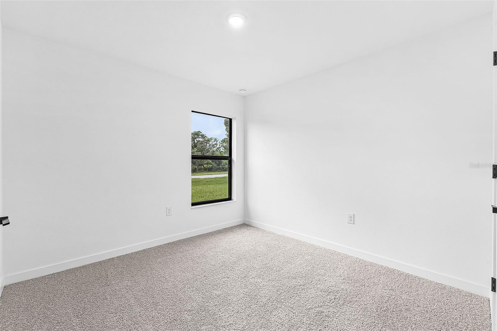 2874 TALLEYRAND AVE — photo 11