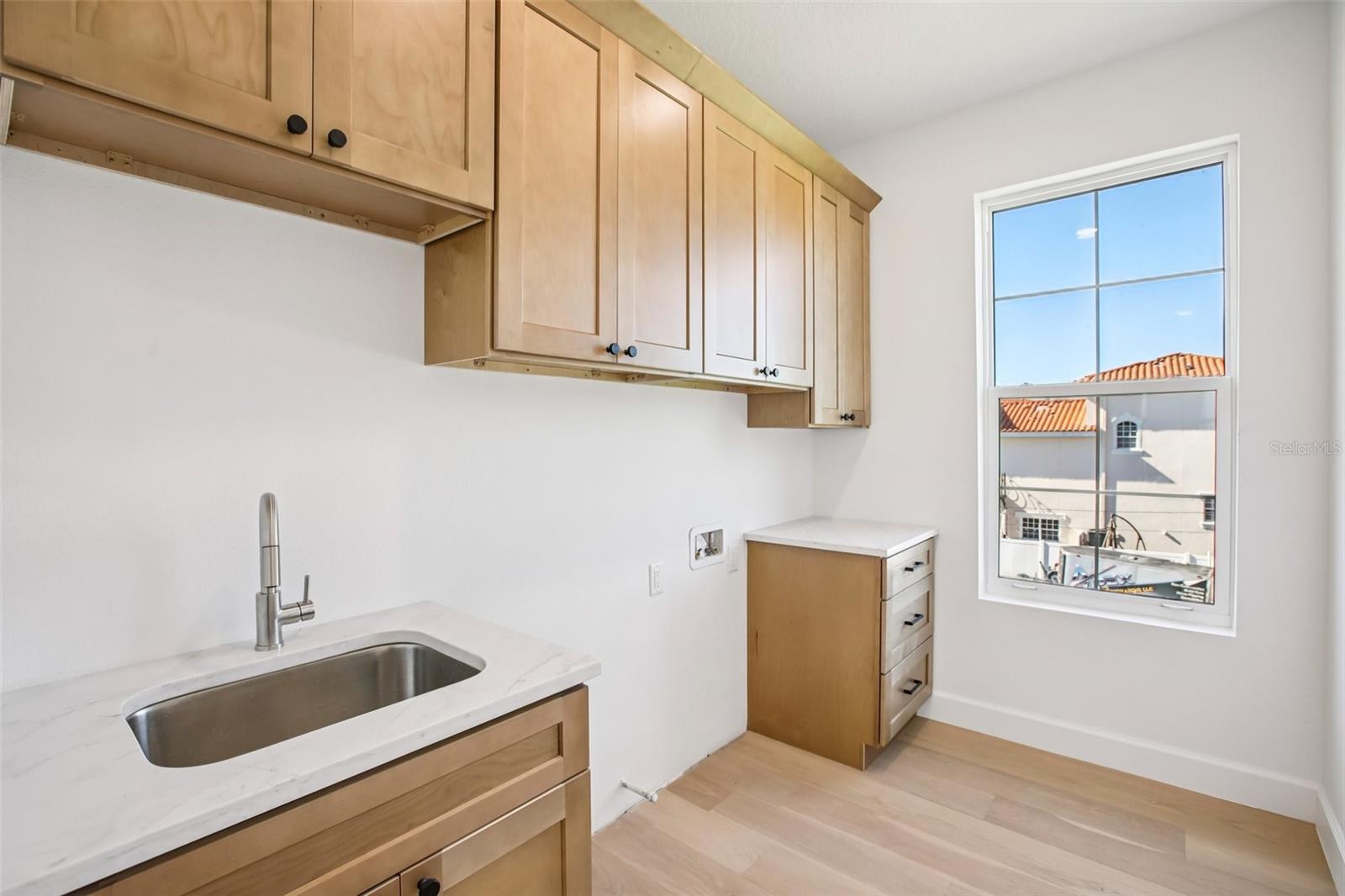 126 RICARDO WAY NE — photo 36