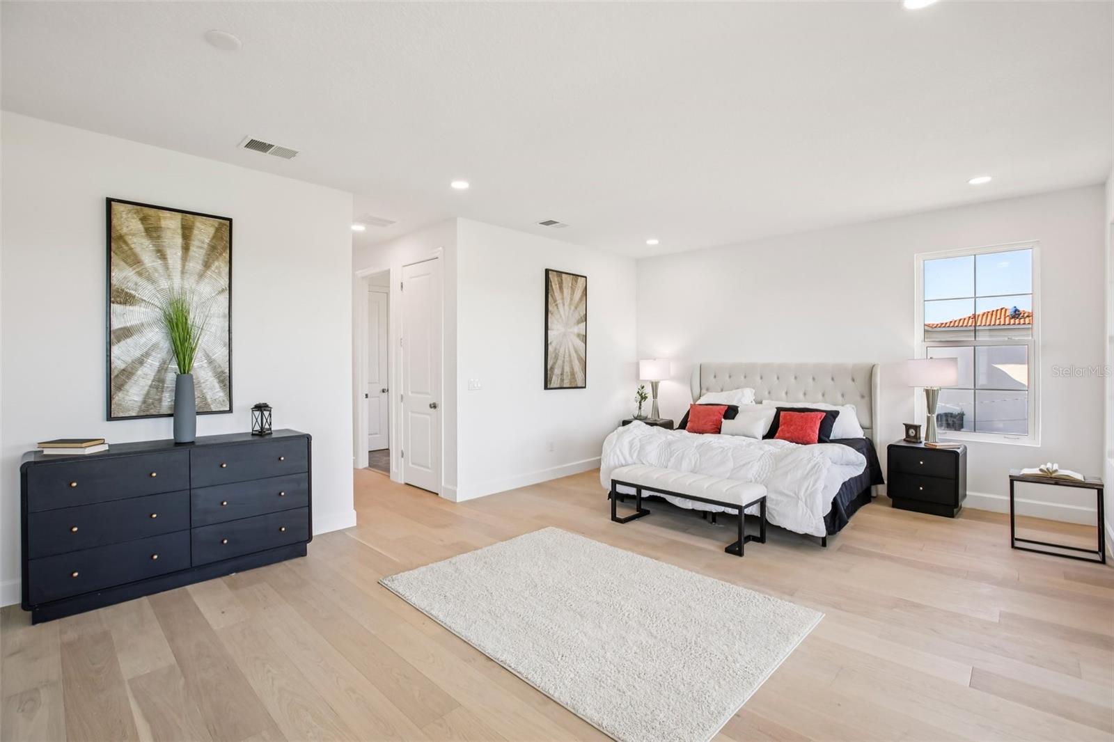 126 RICARDO WAY NE — photo 43