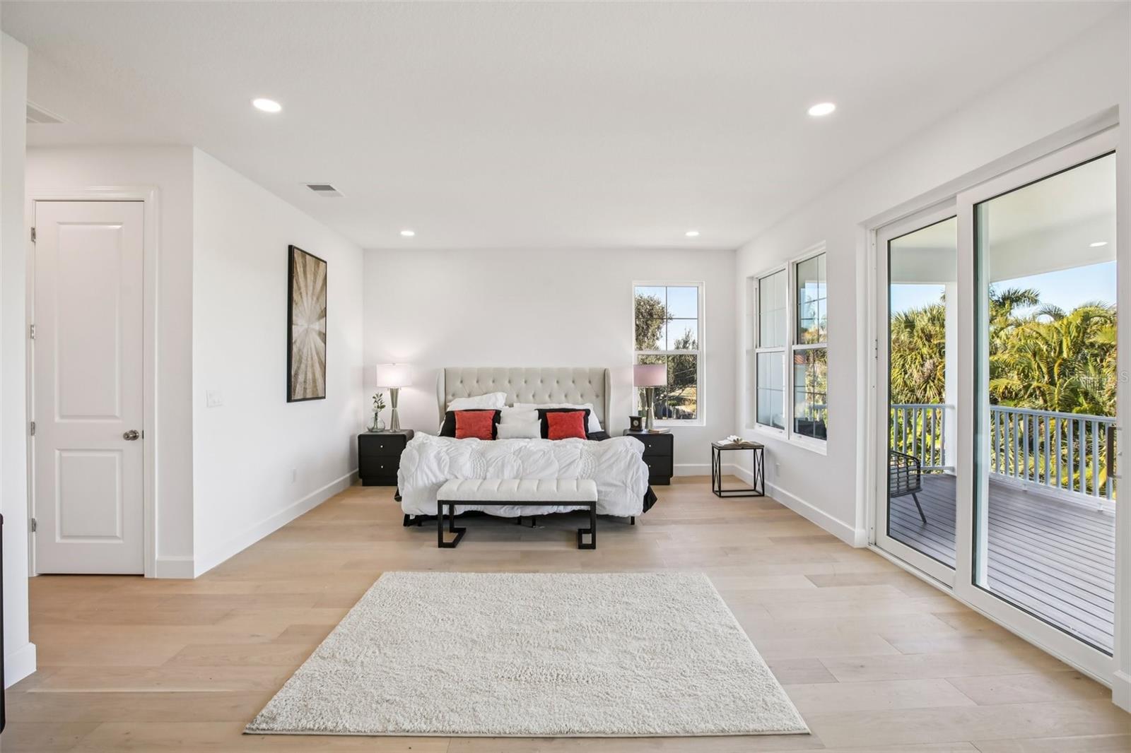 126 RICARDO WAY NE — photo 45