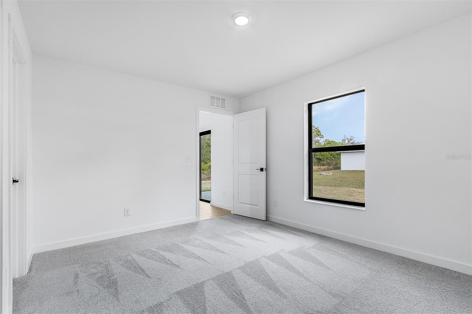 2796 TALLEYRAND AVE — photo 13