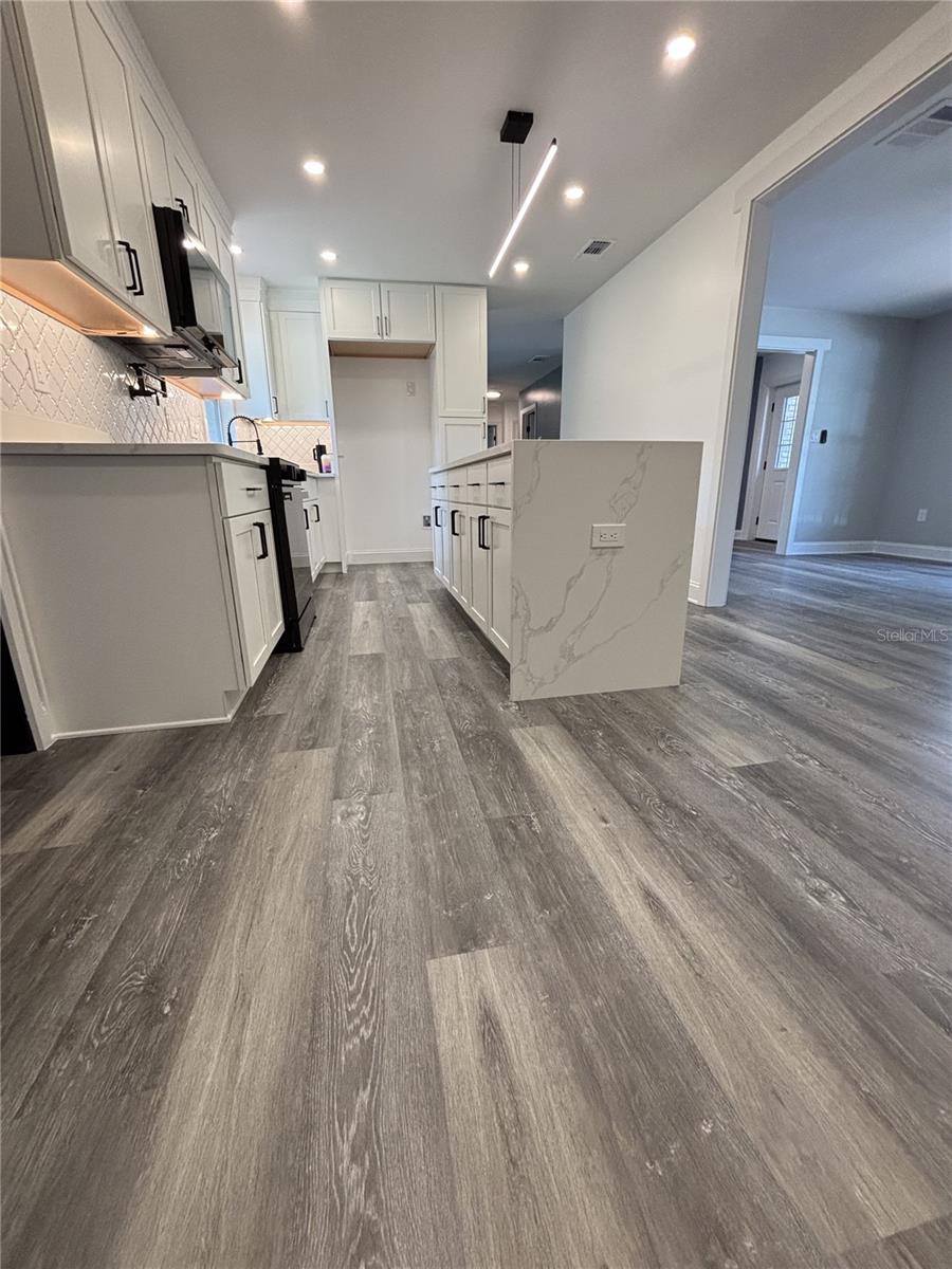 2911 WILLIAMS RD — photo 17