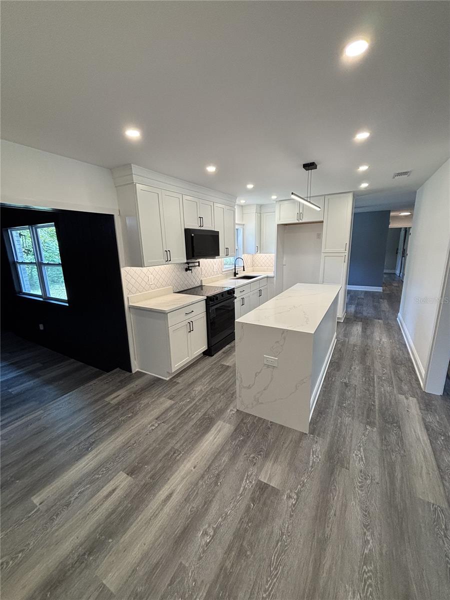2911 WILLIAMS RD — photo 9