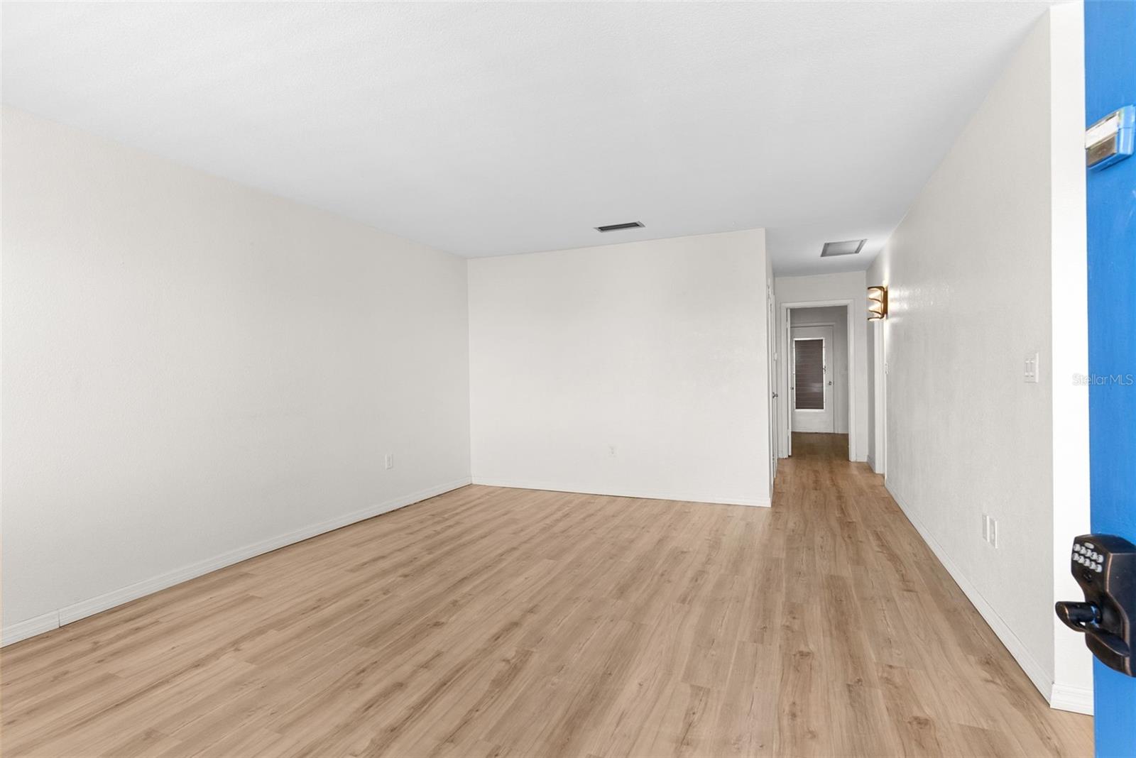 11251 80TH AVE #307 — photo 2