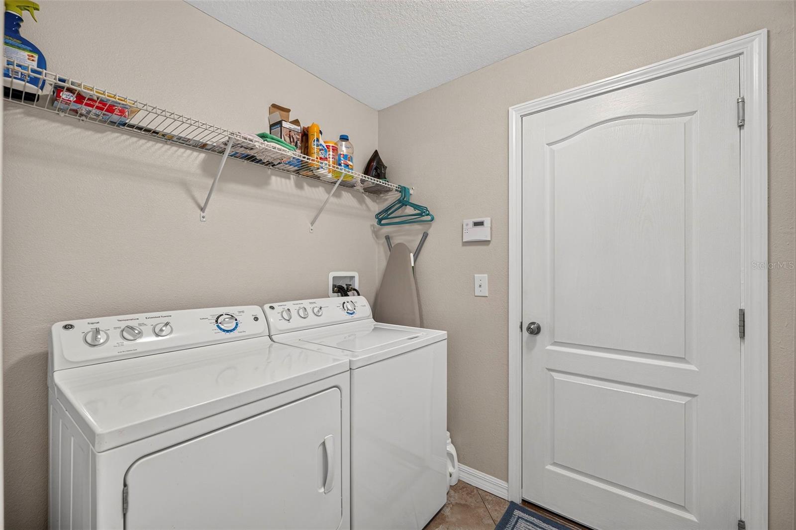 10114 IVES LOOP — photo 33