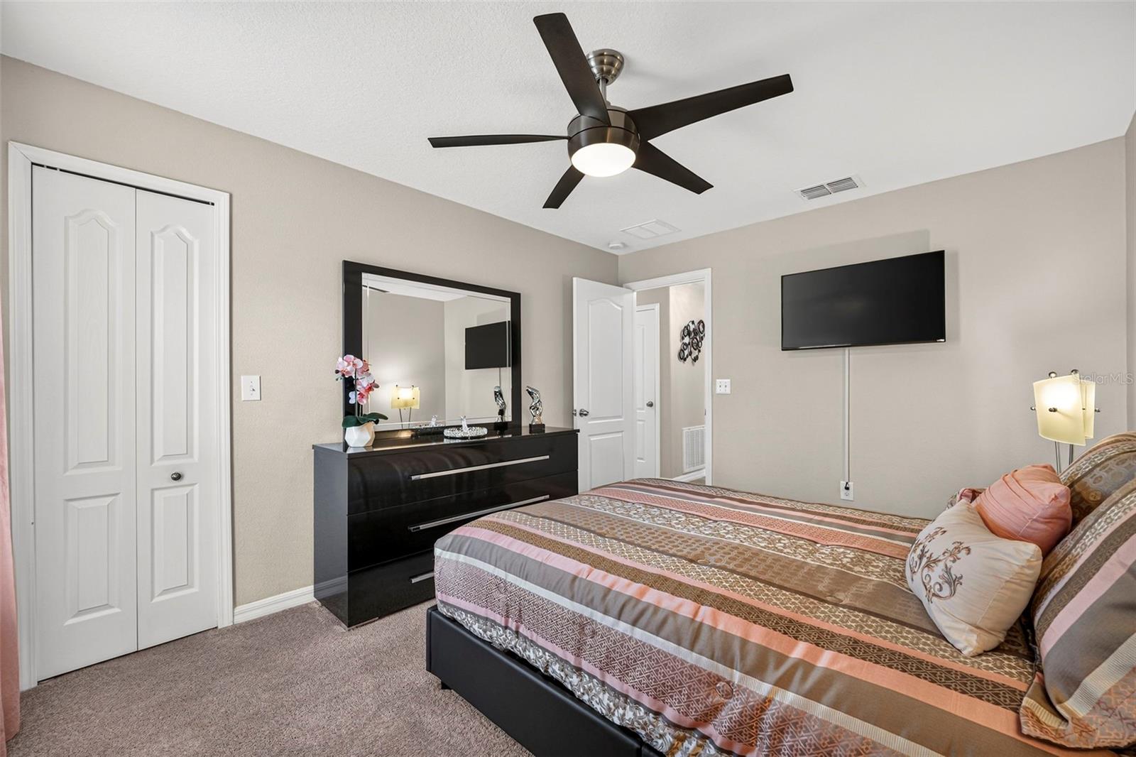 10114 IVES LOOP — photo 41