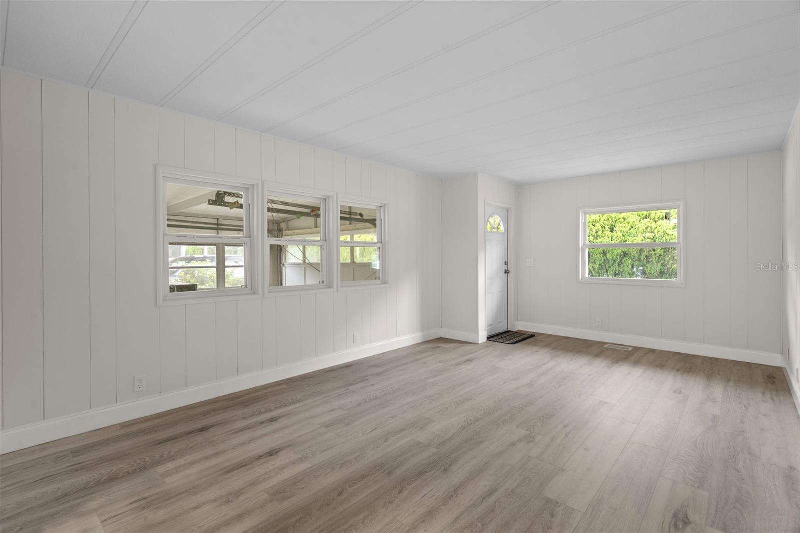 3450 OSAGE DR — photo 4