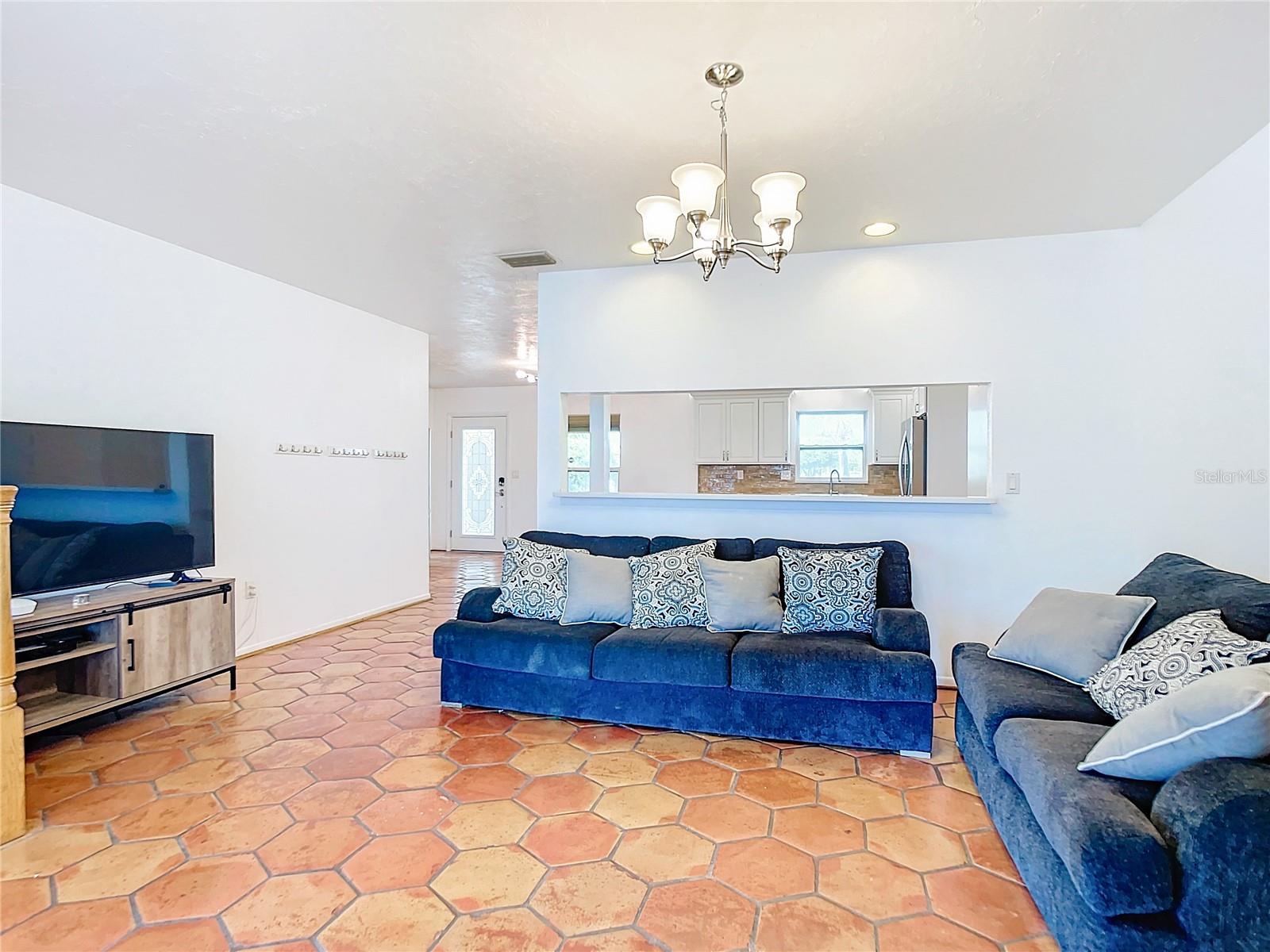 919 KEY WAY — photo 18