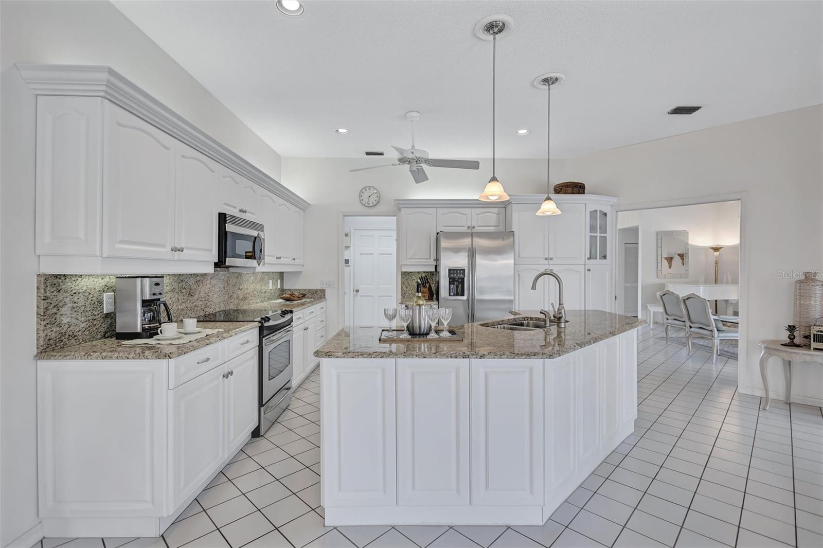 103 INLETS BLVD #103 — photo 34