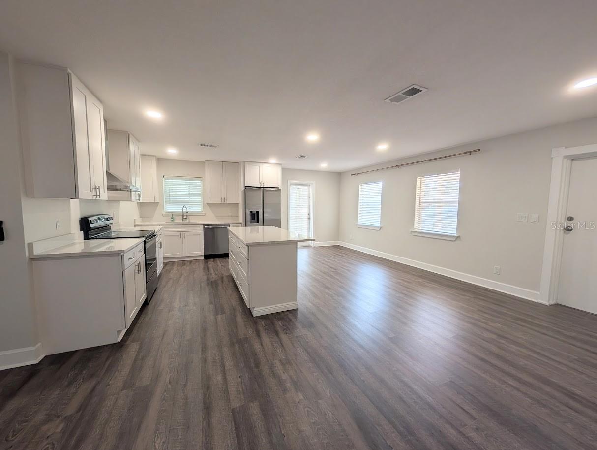 3902 W PAXTON AVE — photo 5