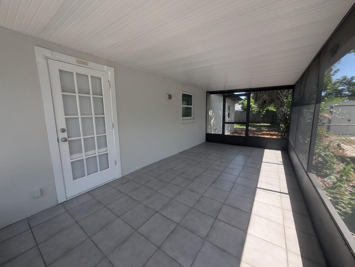 3902 W PAXTON AVE — photo 29
