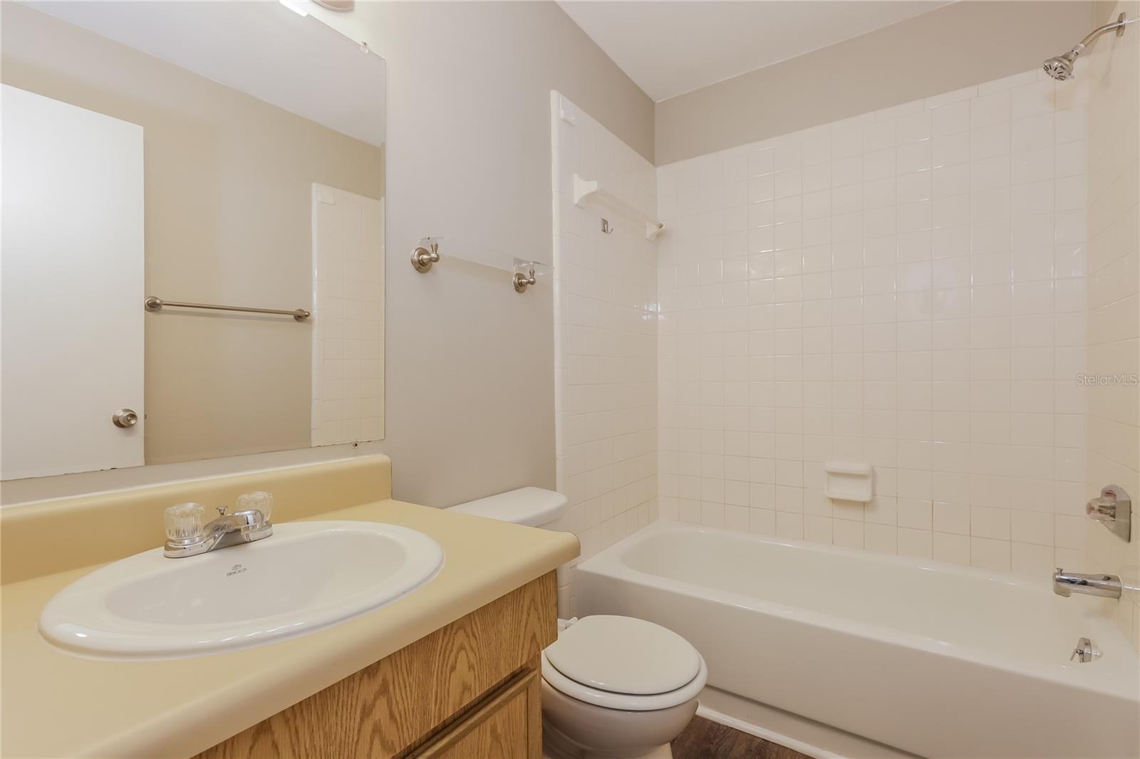 1002 PINEHAVEN CT — photo 13