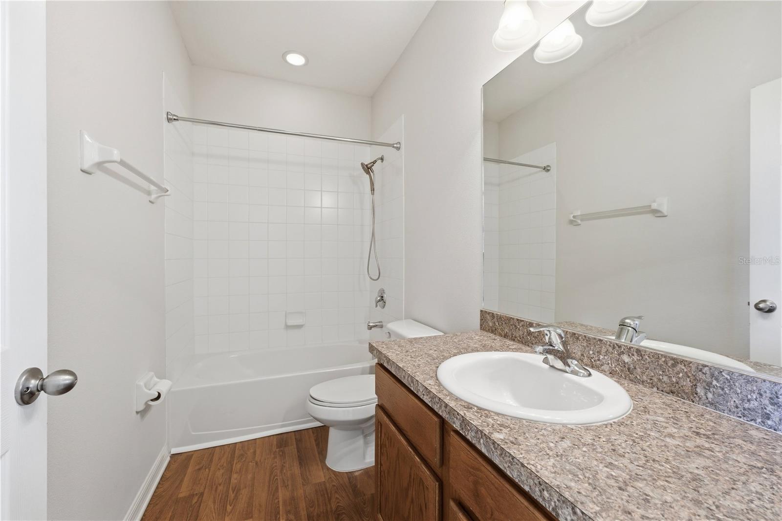 1346 GRANTHAM DR — photo 21