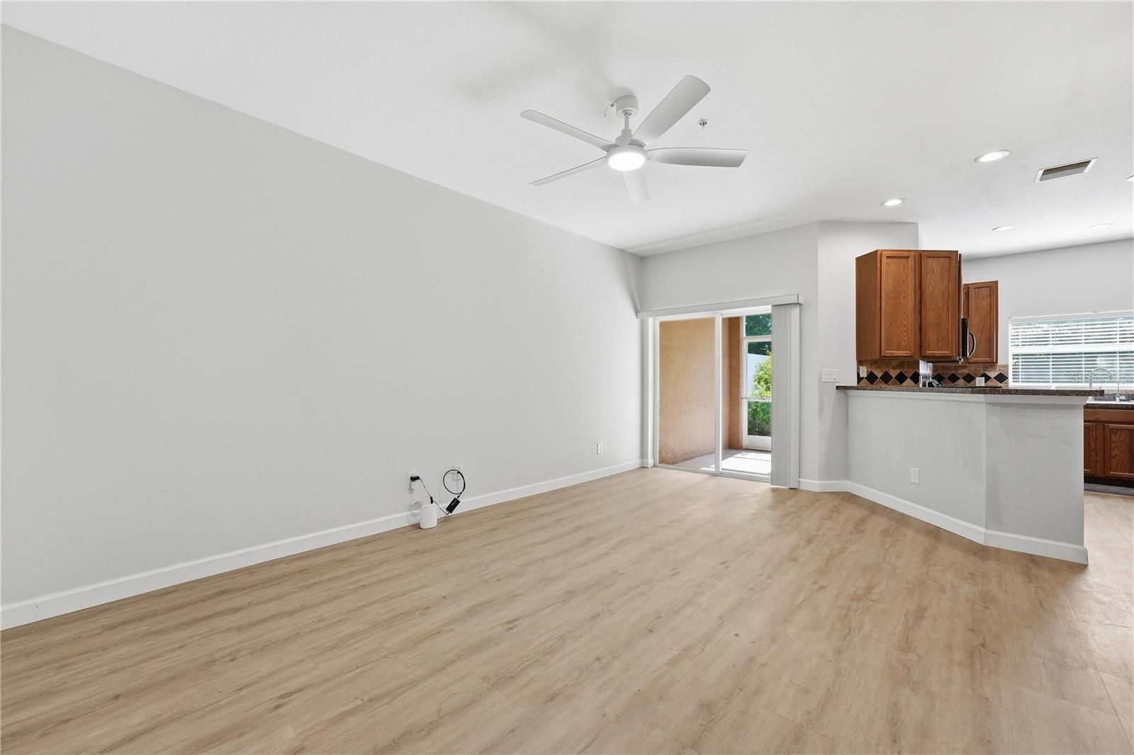 1346 GRANTHAM DR — photo 6