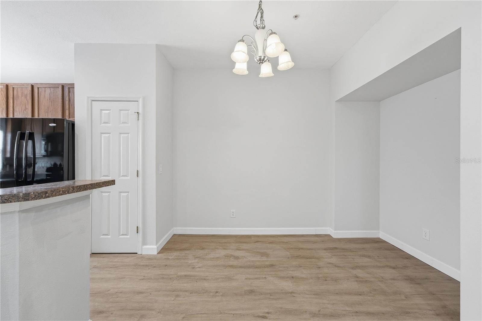 1346 GRANTHAM DR — photo 10