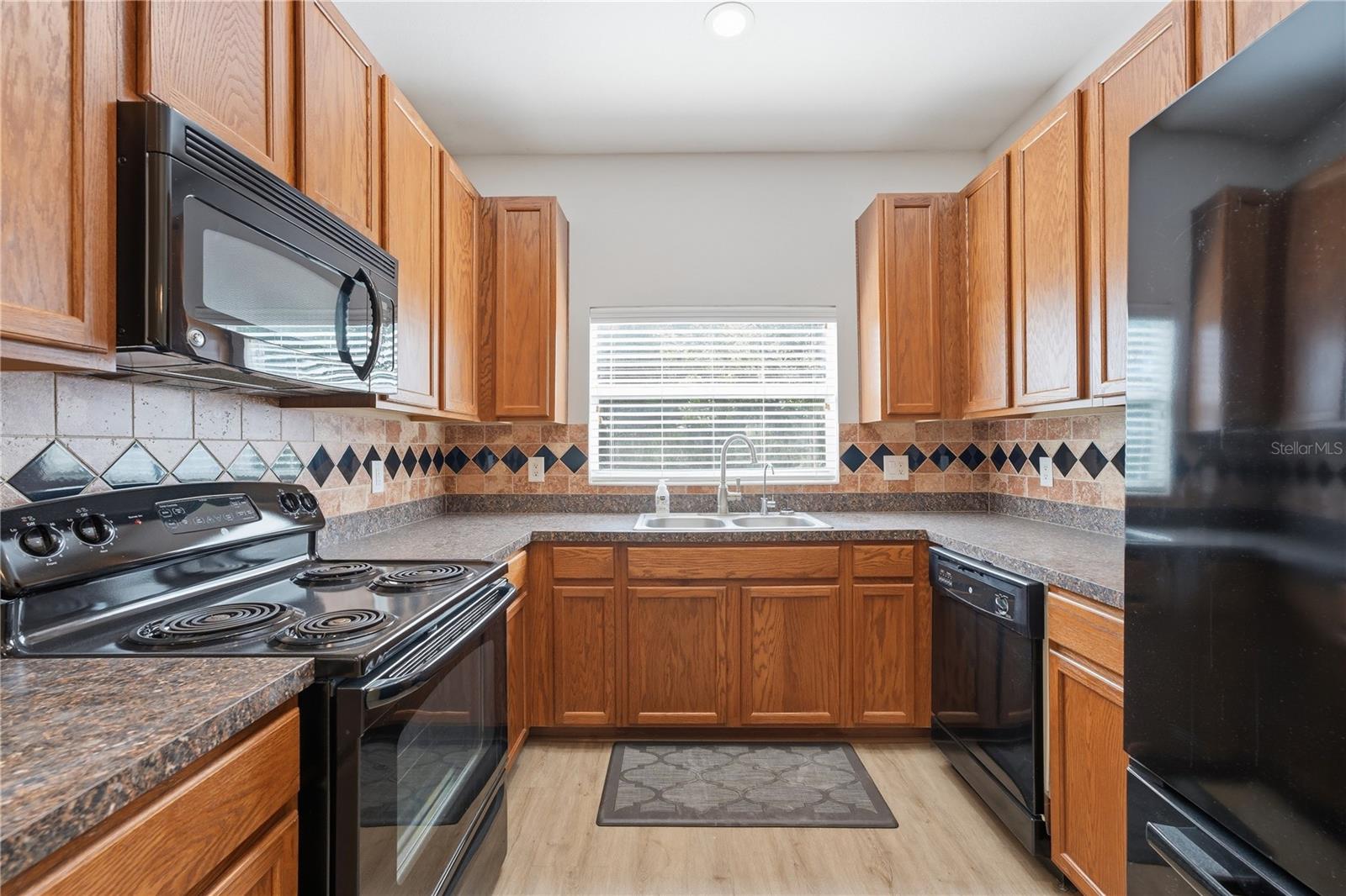 1346 GRANTHAM DR — photo 13