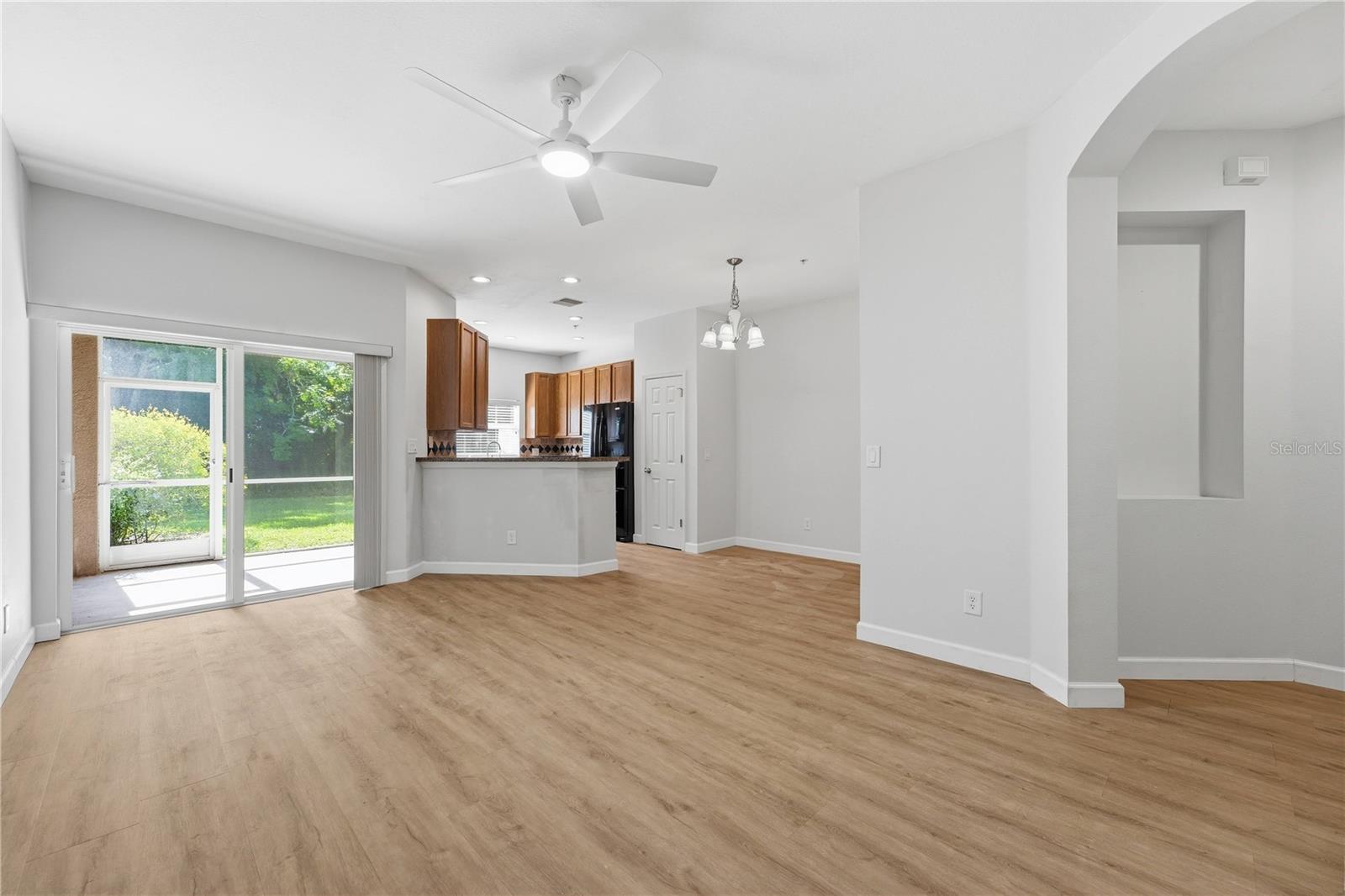 1346 GRANTHAM DR — photo 7