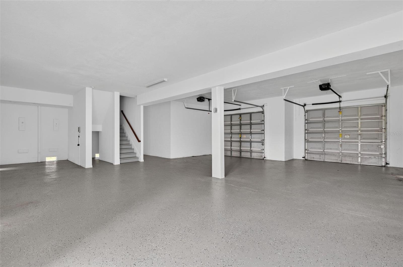 7327 BRIGHTWATERS CT — photo 38