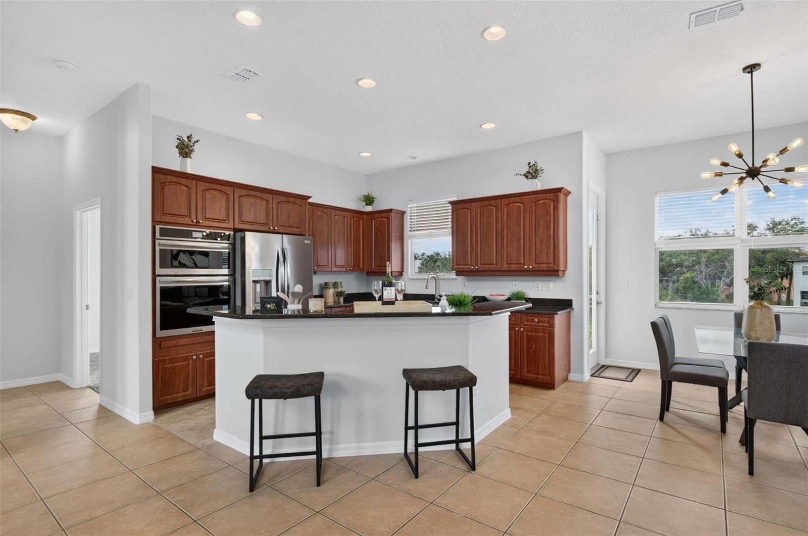 7327 BRIGHTWATERS CT — photo 9