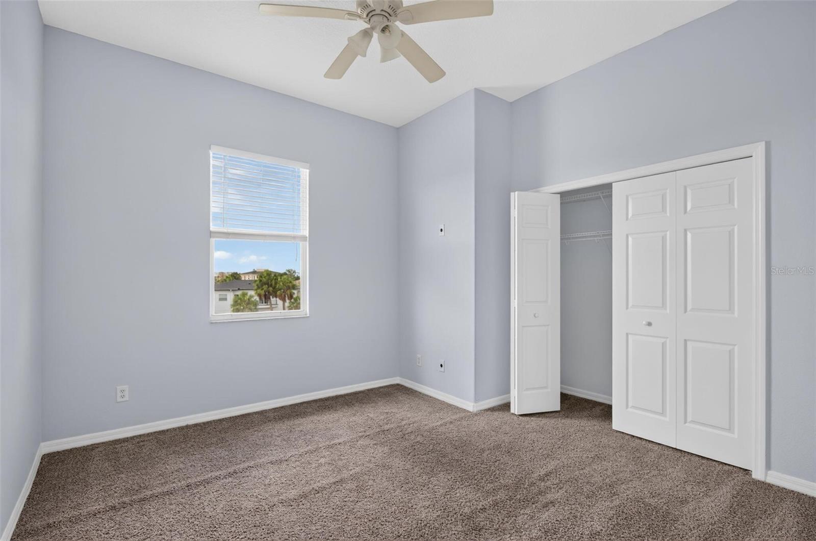 7327 BRIGHTWATERS CT — photo 32