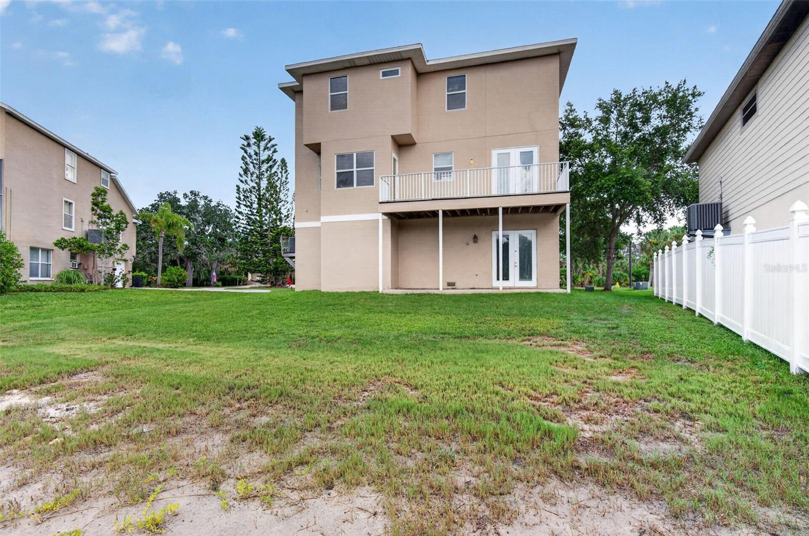 7327 BRIGHTWATERS CT — photo 37