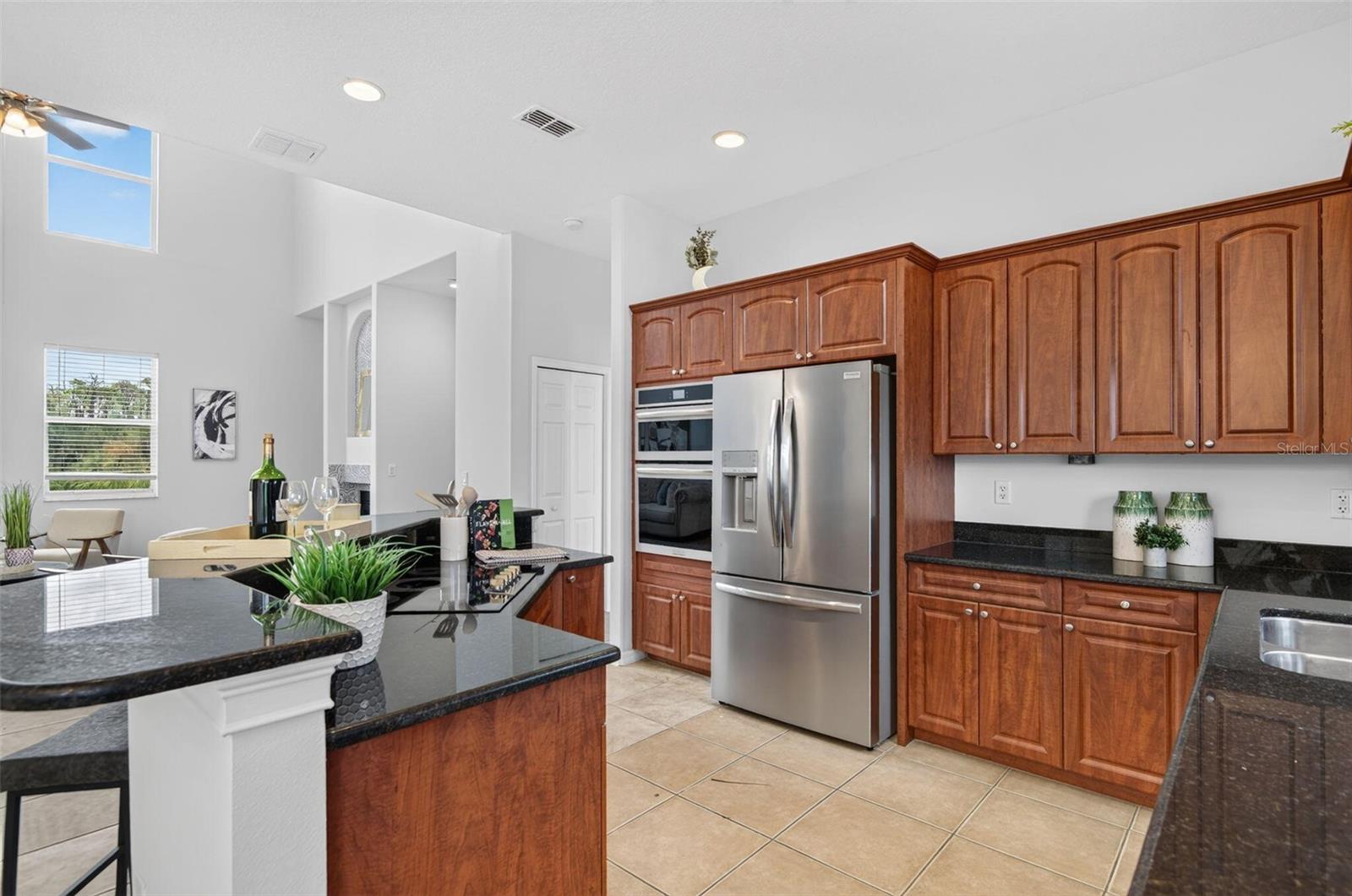 7327 BRIGHTWATERS CT — photo 13
