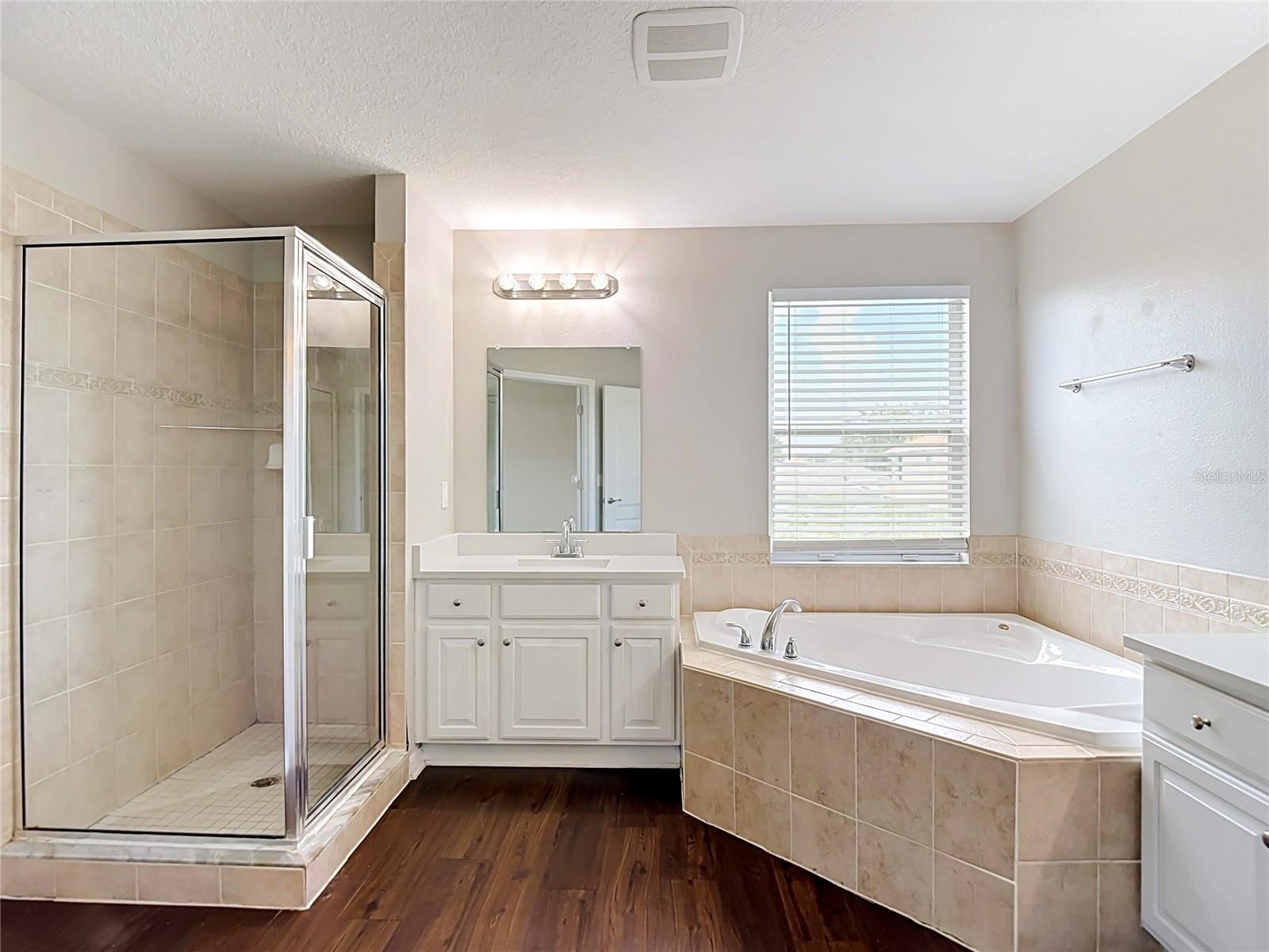 10739 EVENINGWOOD CT — photo 28
