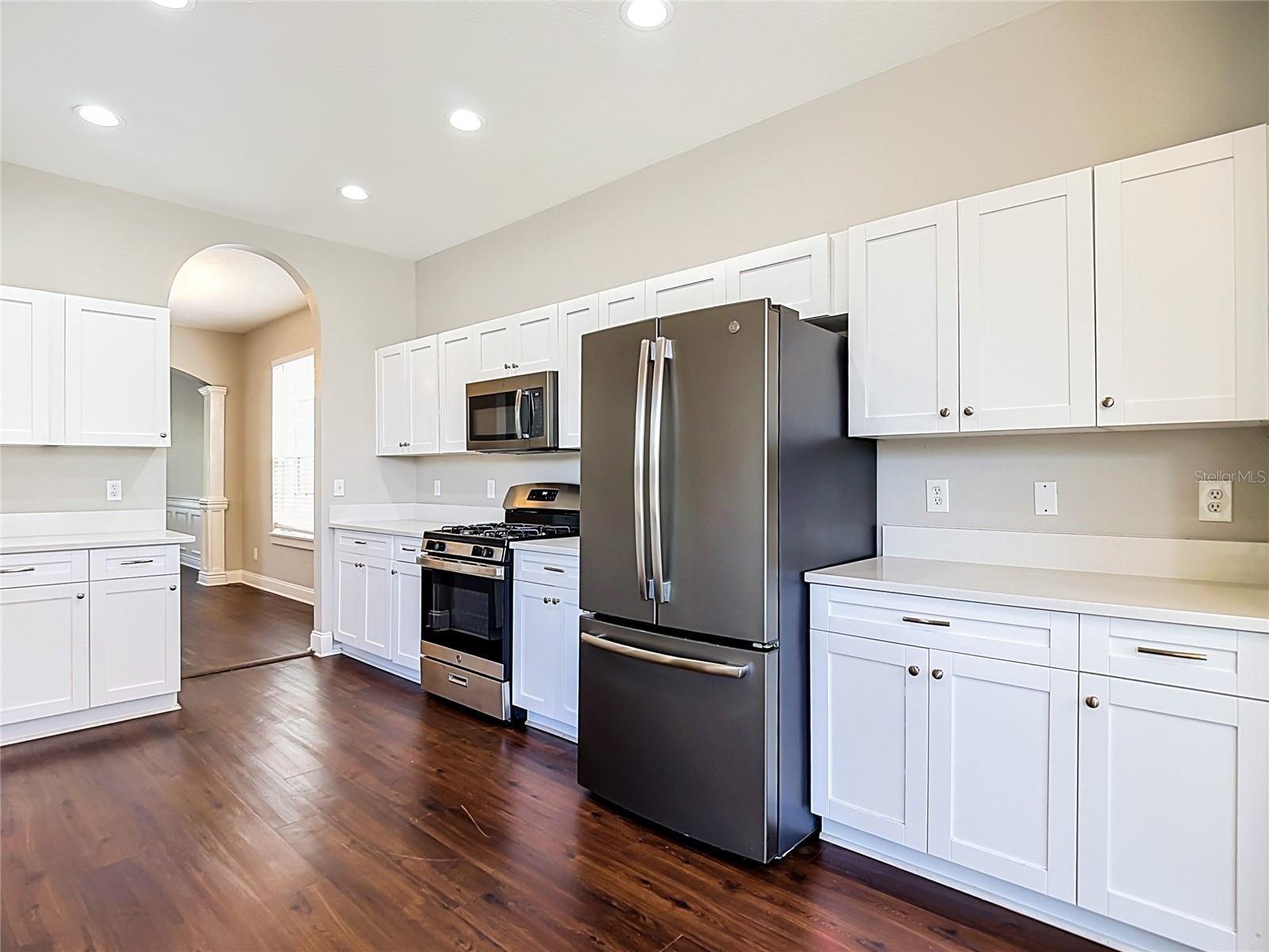 10739 EVENINGWOOD CT — photo 10