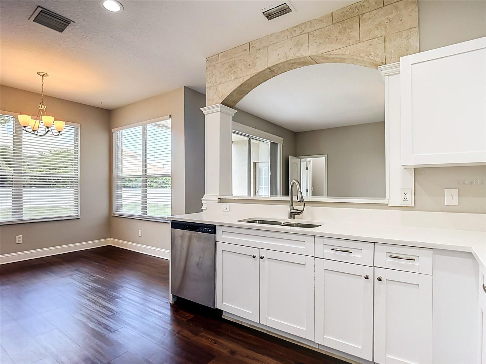 10739 EVENINGWOOD CT — photo 7