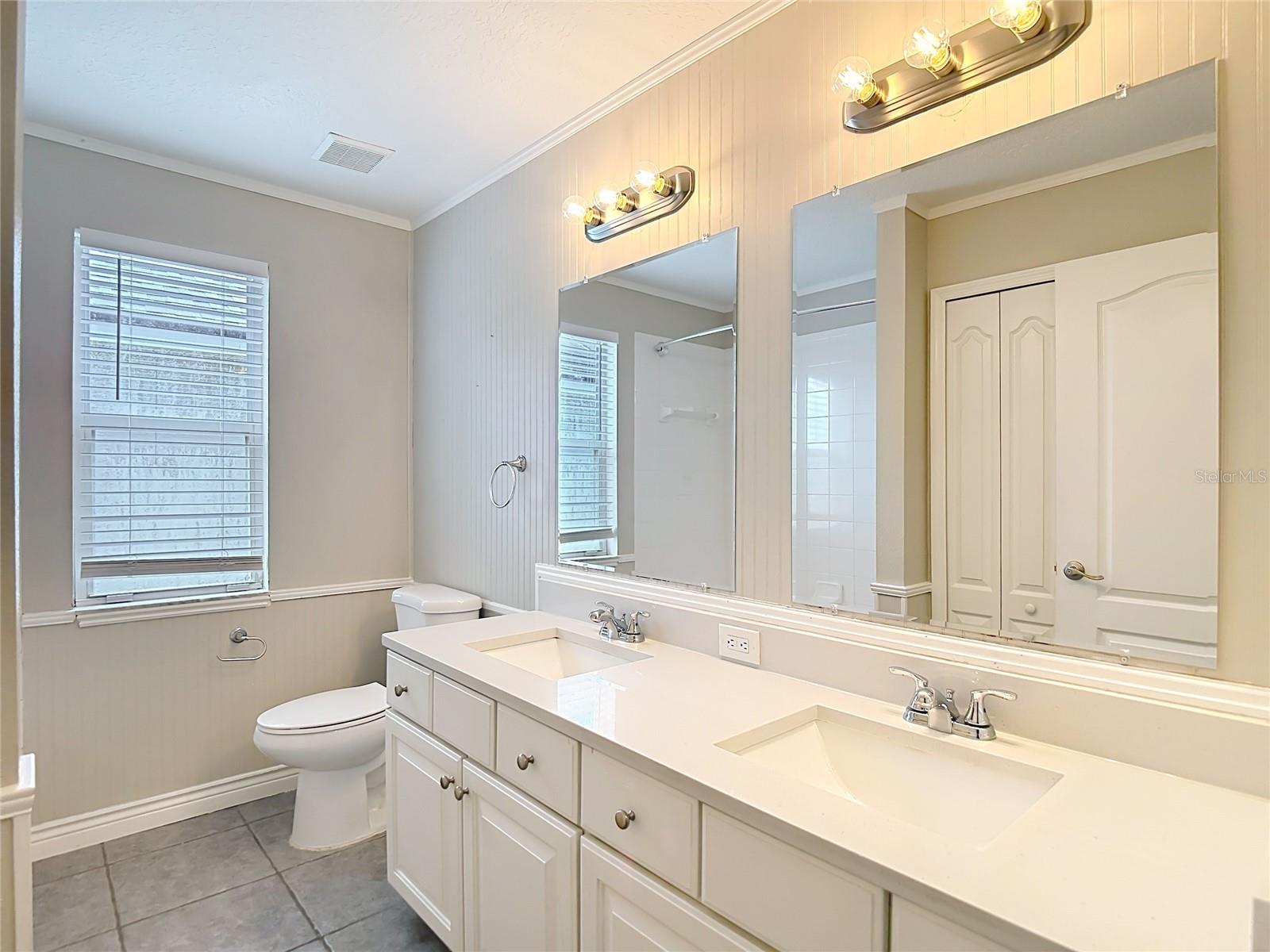 10739 EVENINGWOOD CT — photo 35