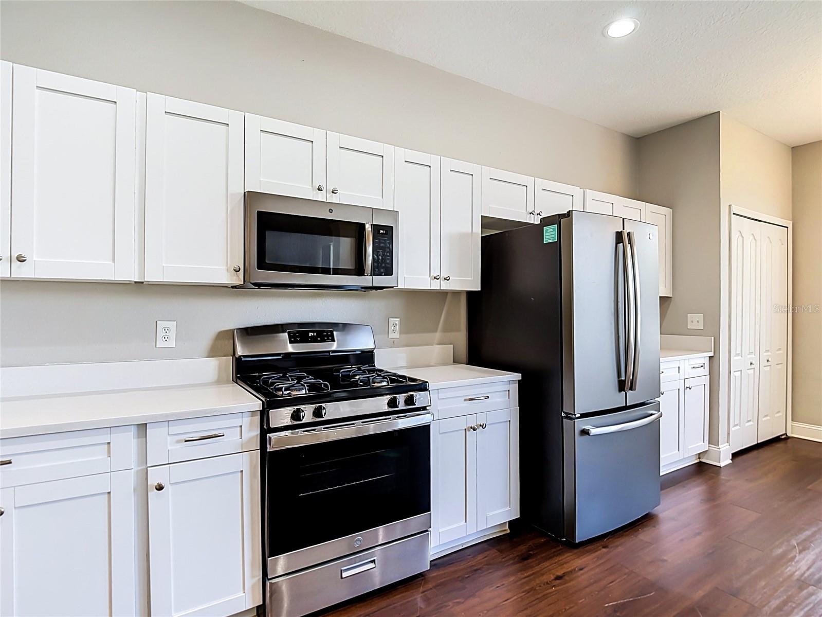 10739 EVENINGWOOD CT — photo 6